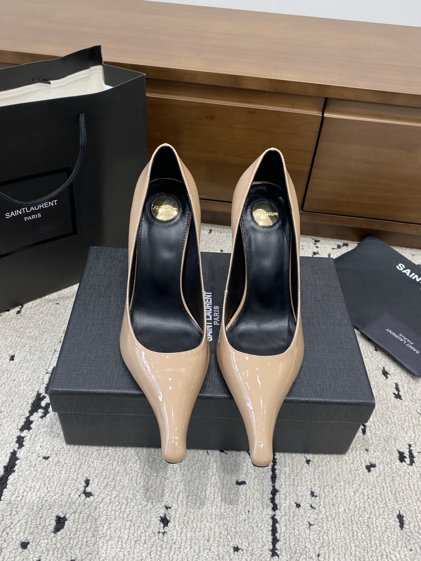 YSL women's shoes 𝑺𝒂𝒊𝒏𝒕 𝑳𝒂𝒖𝒓𝒆𝒏𝒕 2𝟔𝒇𝒘New products on — Premium Replica