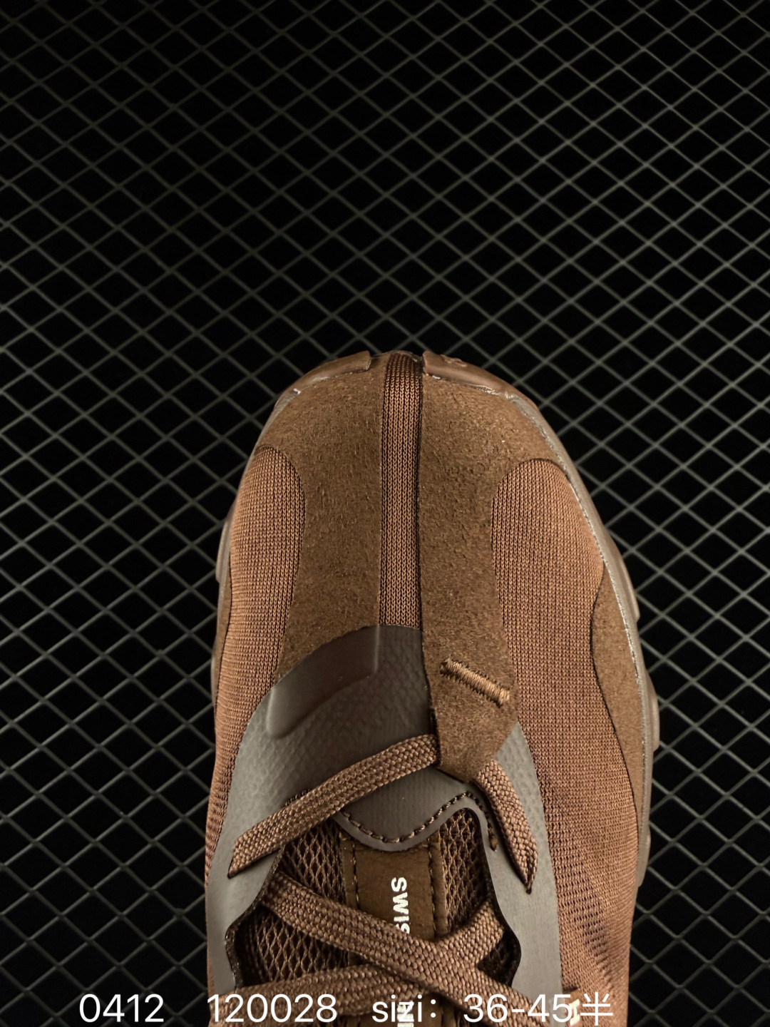 Otro en funcionamiento × KITH K-Tech 1 120028:36-45 ¥ 140