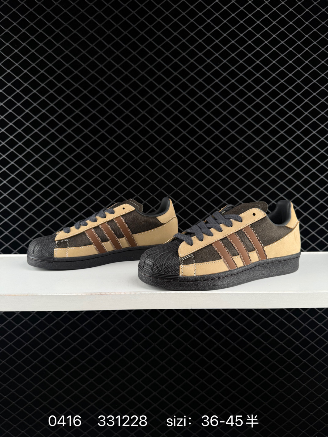 ADIDAS SUPERSTAR New 1982 Lifestyle BS-75989