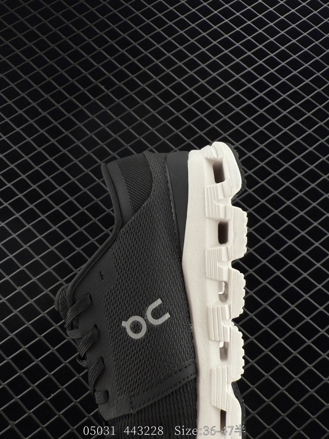 On Cloud 5 Black White EU 36-47 Running Shoe Running Sneakers - Unisex BS-85574