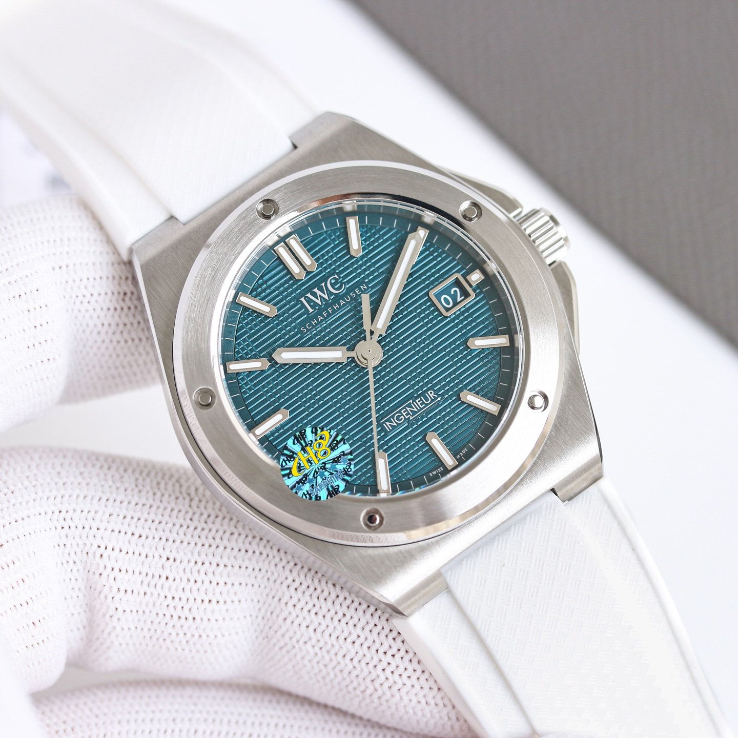 IWC Watches IWCIWC ， ， ， 。 ， ， 9015 ， ，40mm ， 10.8mm， 。 ，