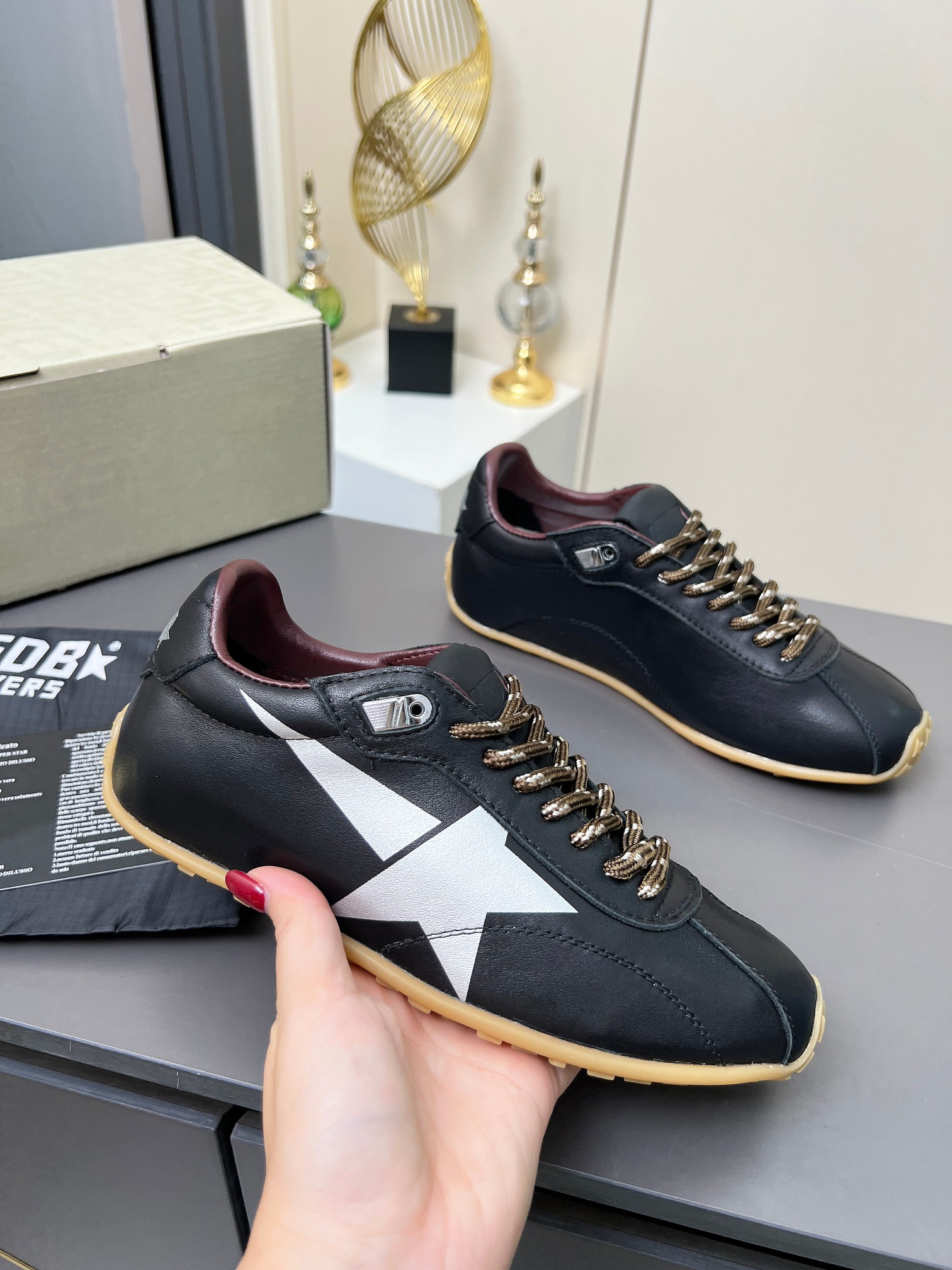 Golden Goose Running Star Black White Gold Burgundy Gum Sneaker BS-87366