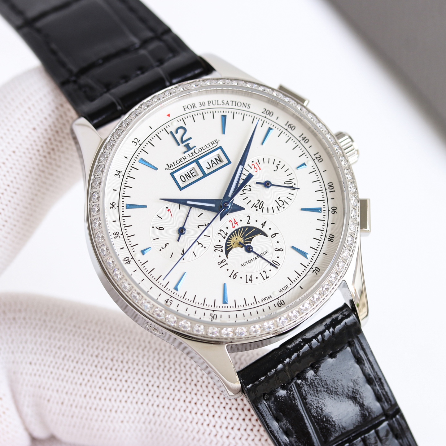 Jaeger-Le Coultre Watches V2 JAEGER-LECOULTRE (Jaeger-Le Coultre 4138420) — 1:1 Replica