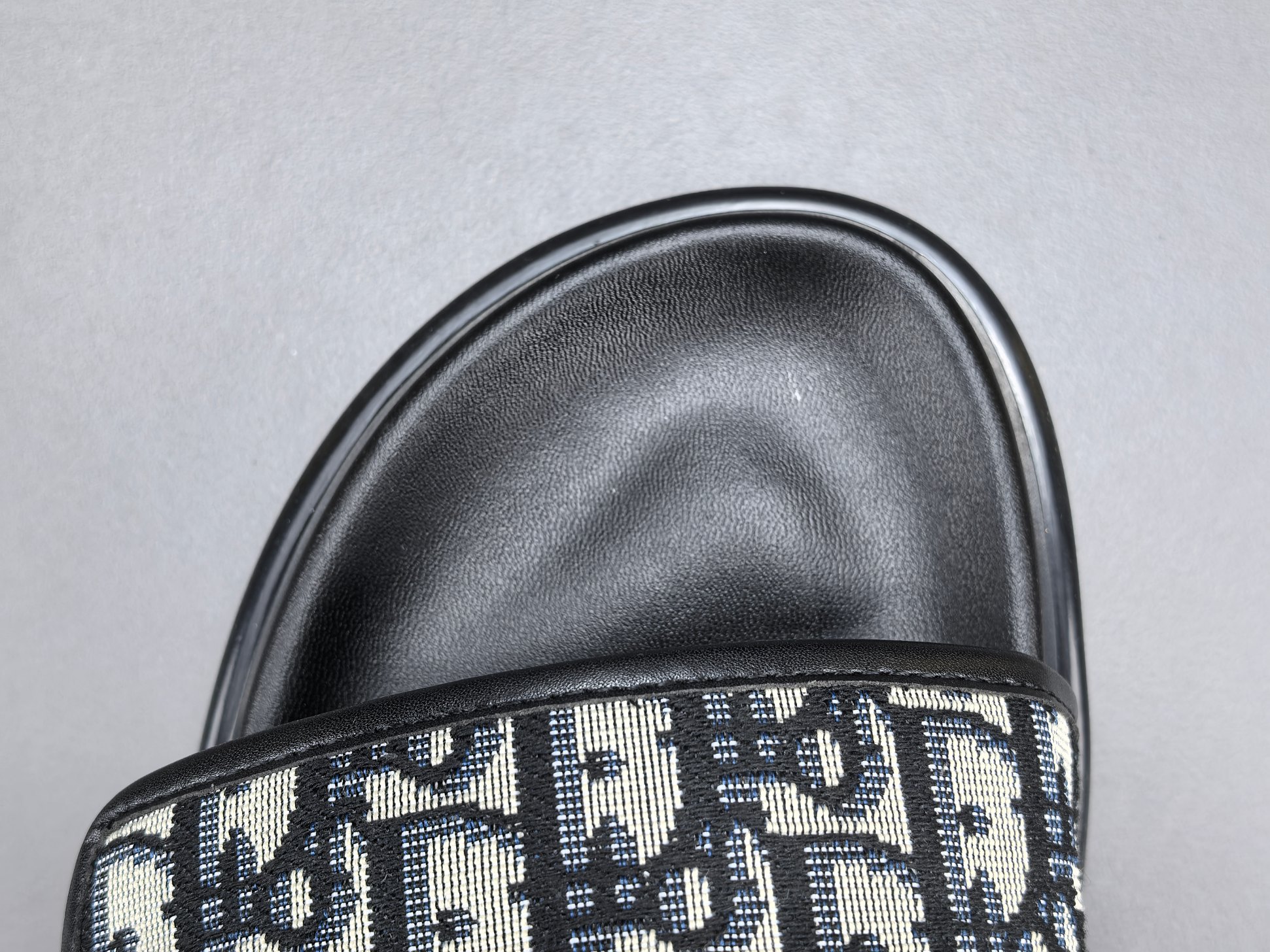 chaussure dior P Channel Advantage Vente en gros disponible