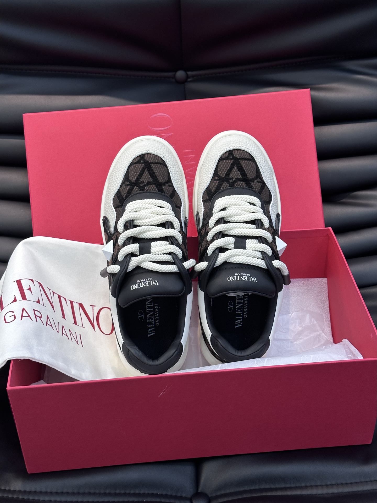 VALENTINO shoe Please contact the homepage for this multi-color detailed picture and real-life video — Premium Replica