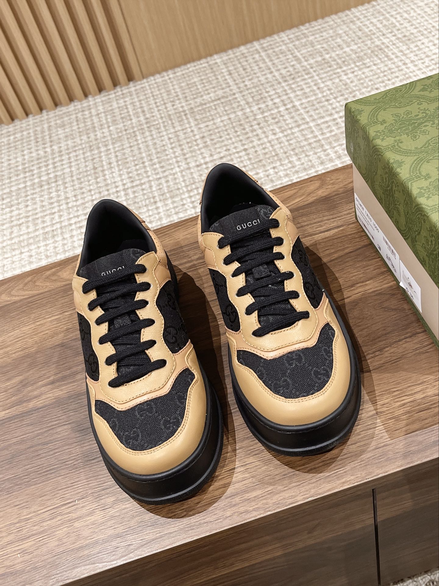 Gucci women's shoes +10 𝐆𝐮𝐜𝐜𝐢 𝐂𝐡𝐮𝐧𝐤𝐲 replica ip Size 35-40 39-45