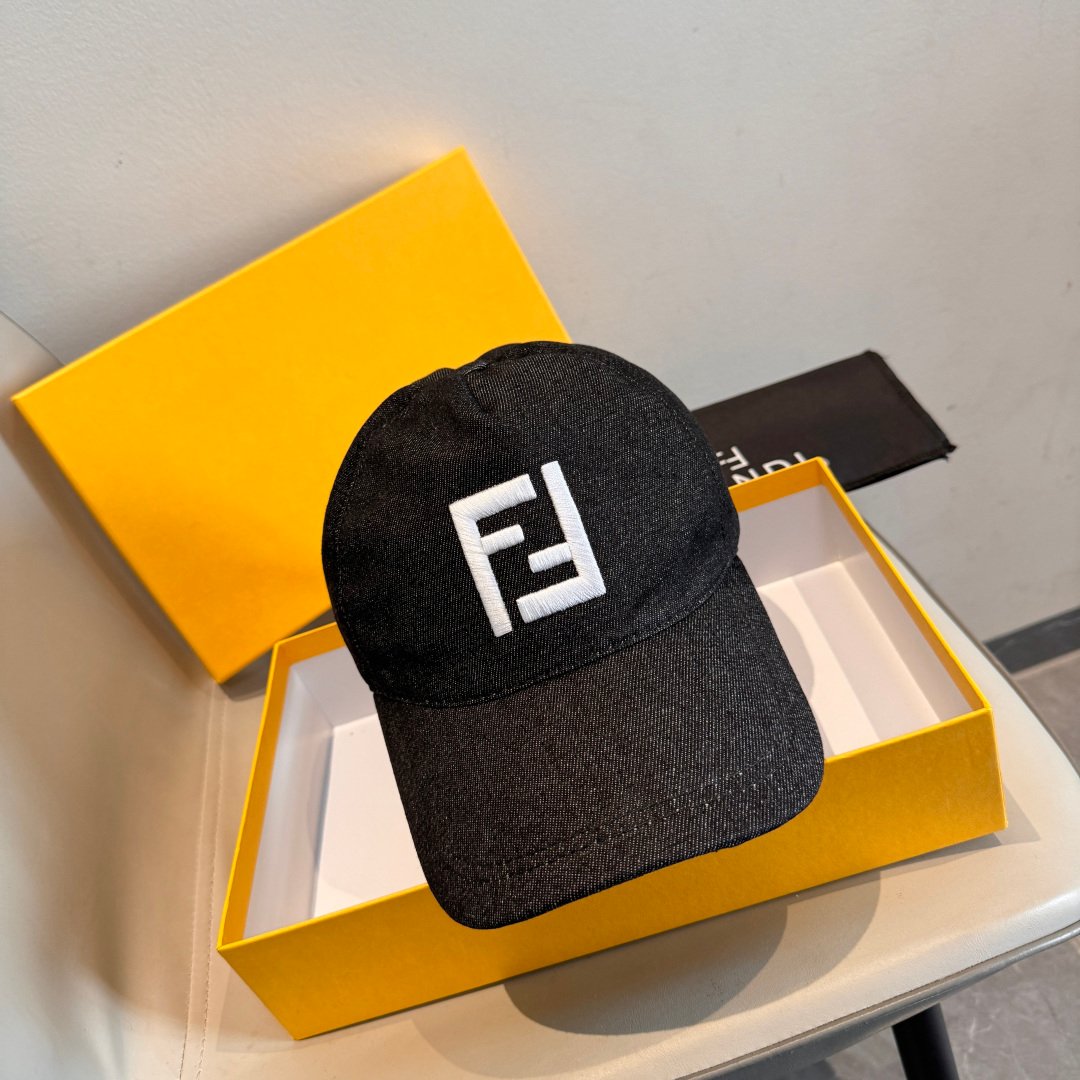 Fendi hat Fendi Fendi F 1 1 + 56