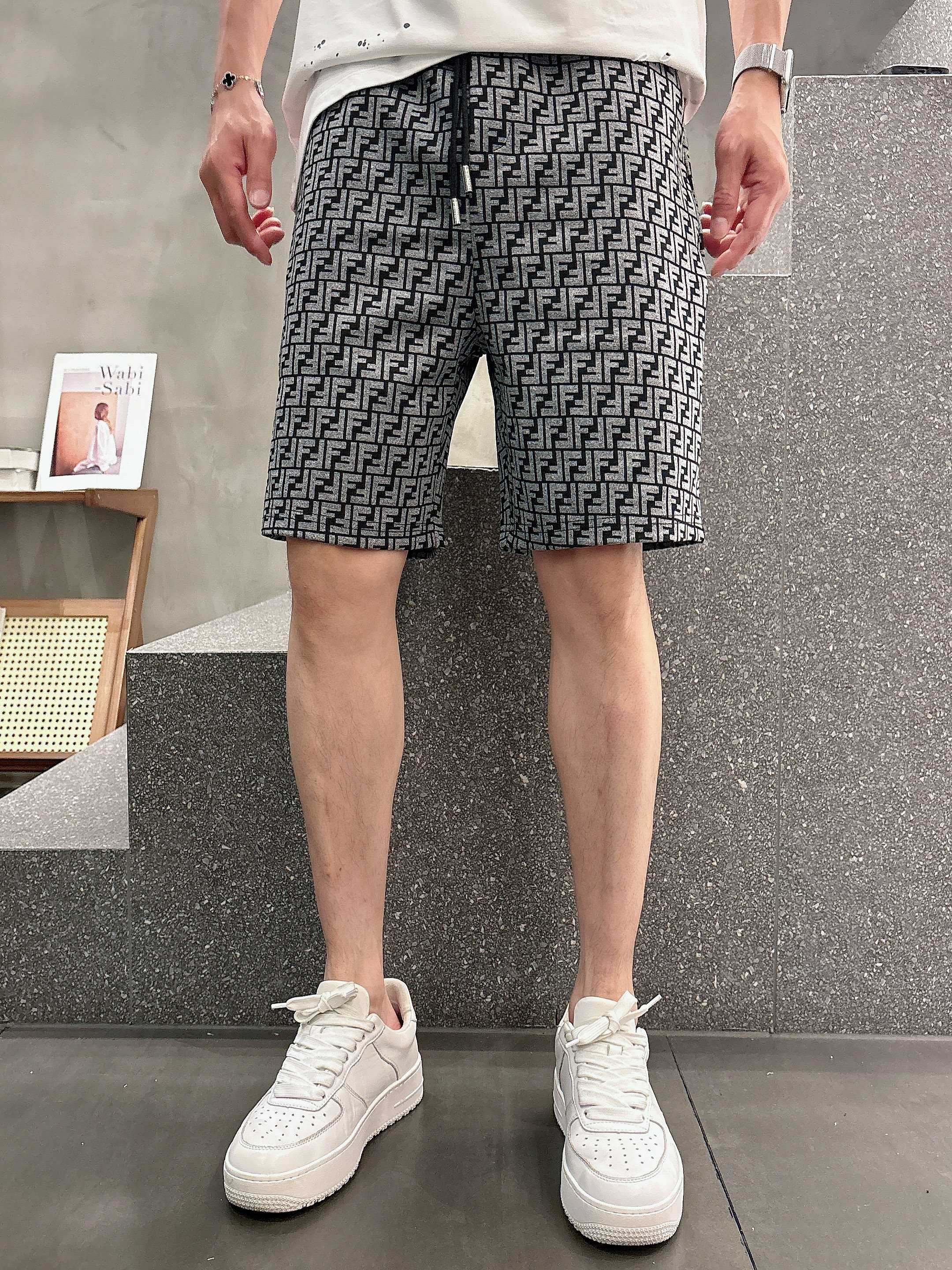 Fendi Herren FENDI 2025 Neues Logo