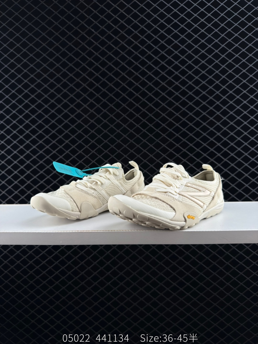 New Balance MT10 MT10OAA Off White Cream Beige EU 36-45 Trail Shoe Unisex BS-83427