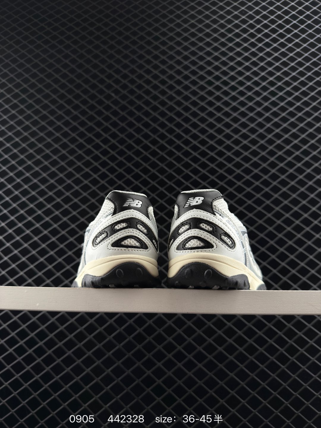 Other New Balance 204L :U204LSWD ID: 442328 Size:36 45