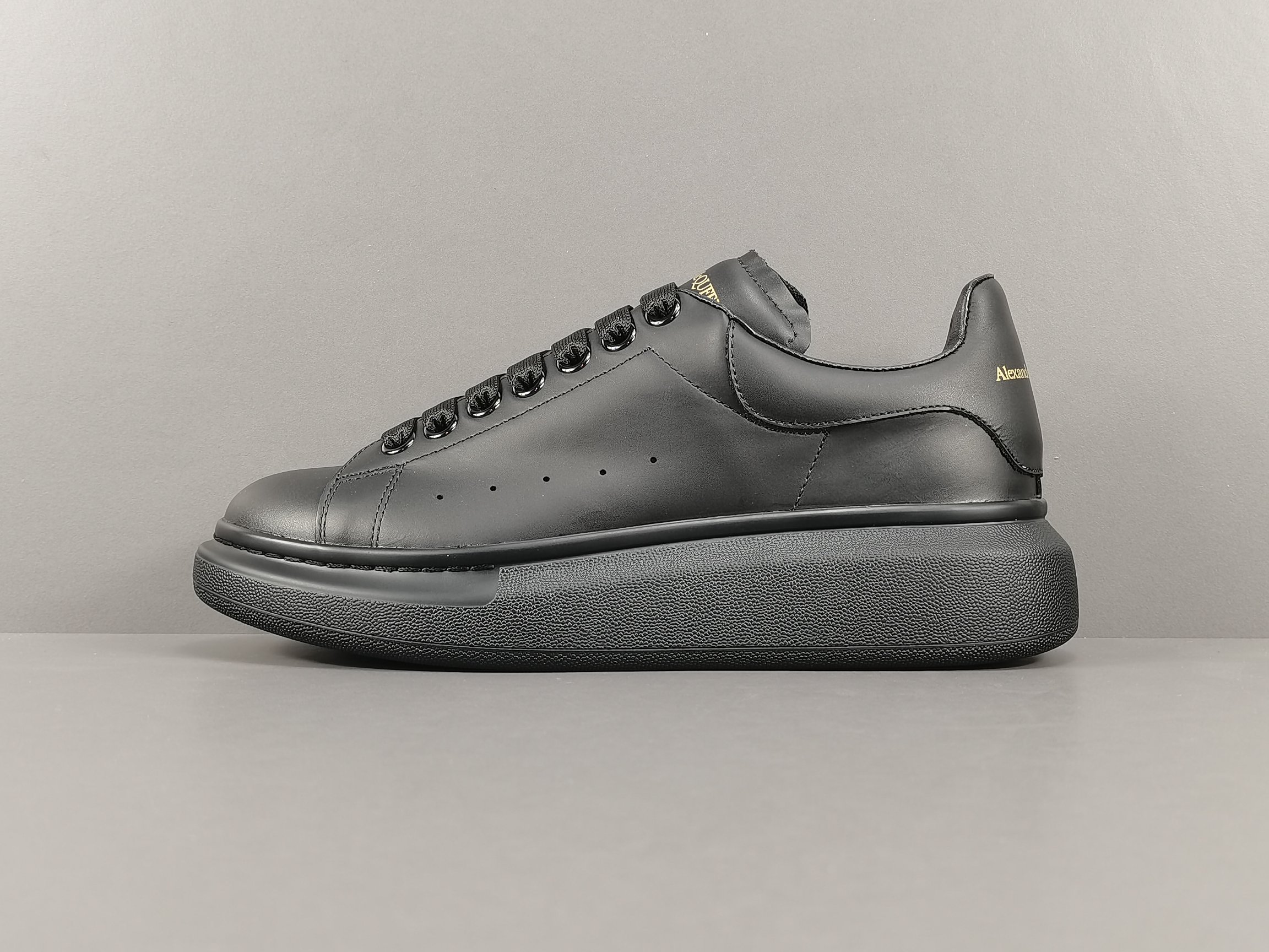 Alexander Mc Queen Schuhe P Channel Advantage Großhandel verfügbar