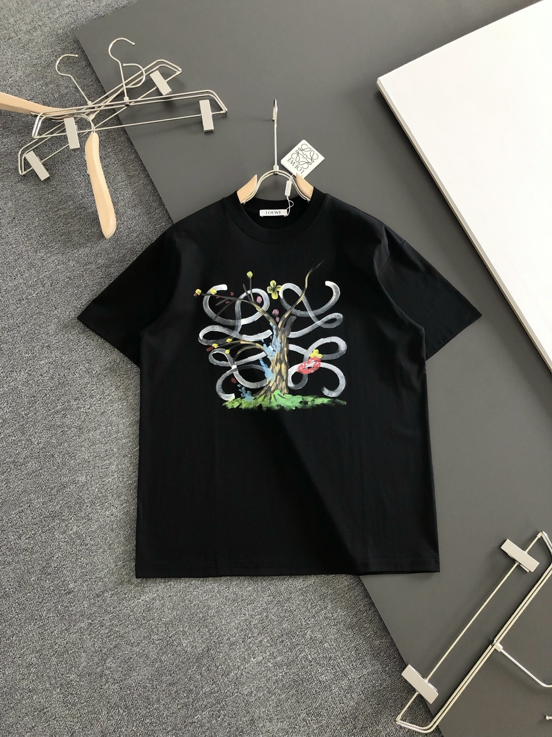 Loewe men LOEWE 2026 SS New T logo S-XXXL — 1:1 Replica