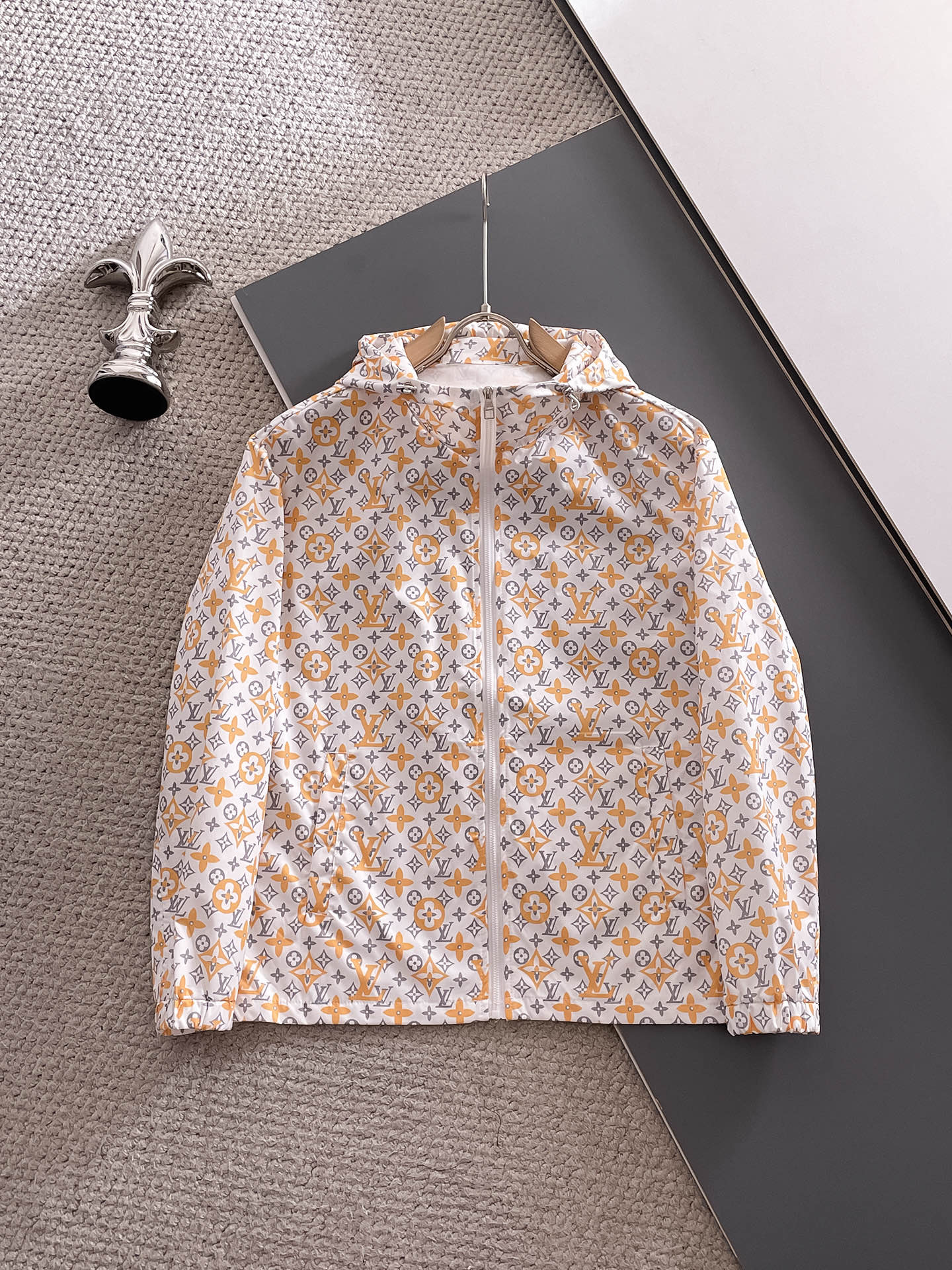 LV hombre Louis Vuitton LV 2026 n M 3 XL