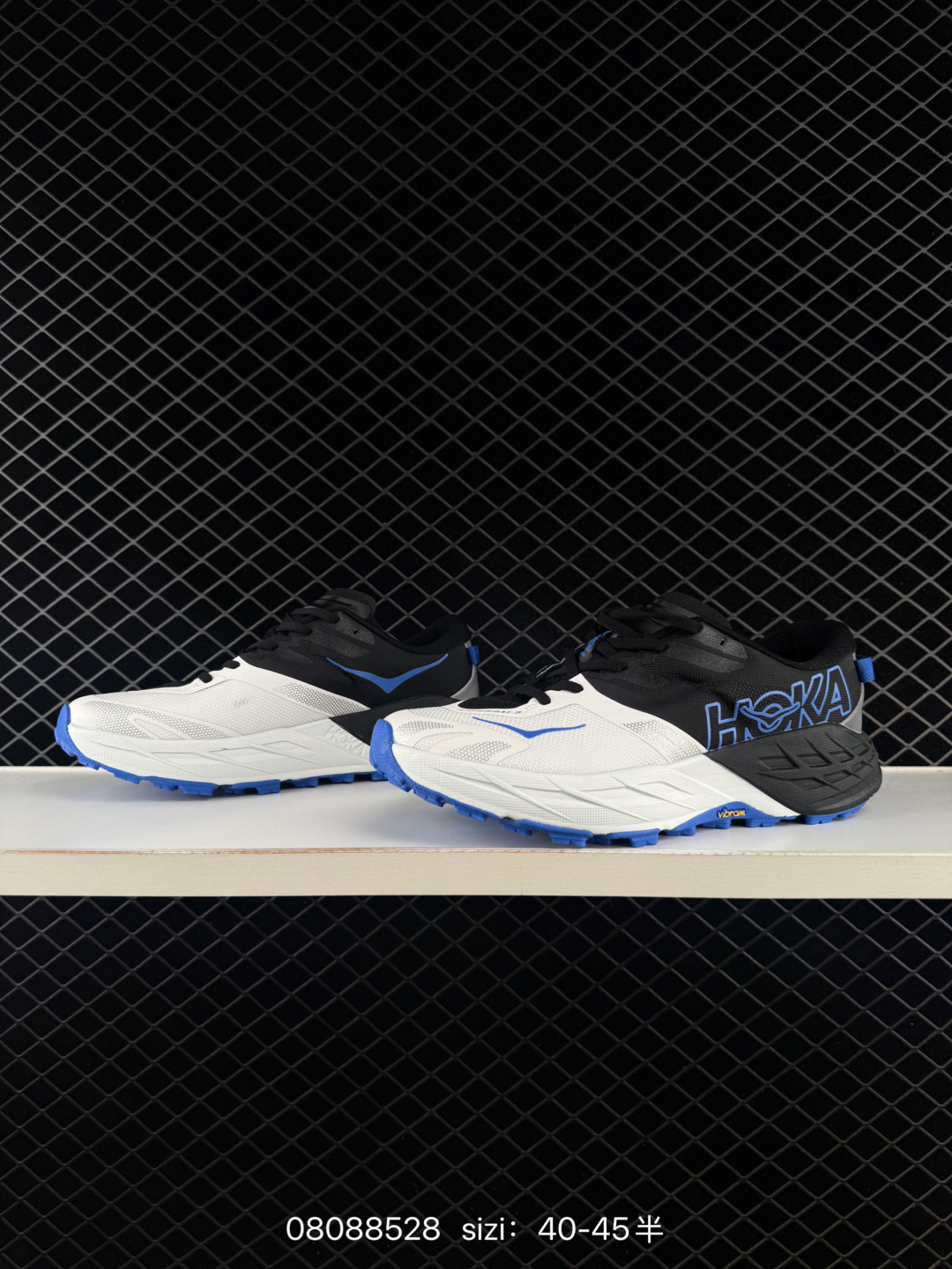 HOKA ONE ONE Speedgoat 7 White Black Blue EU 40-45 Trail Shoe Trail Running Sneakers - Men s BS-86122