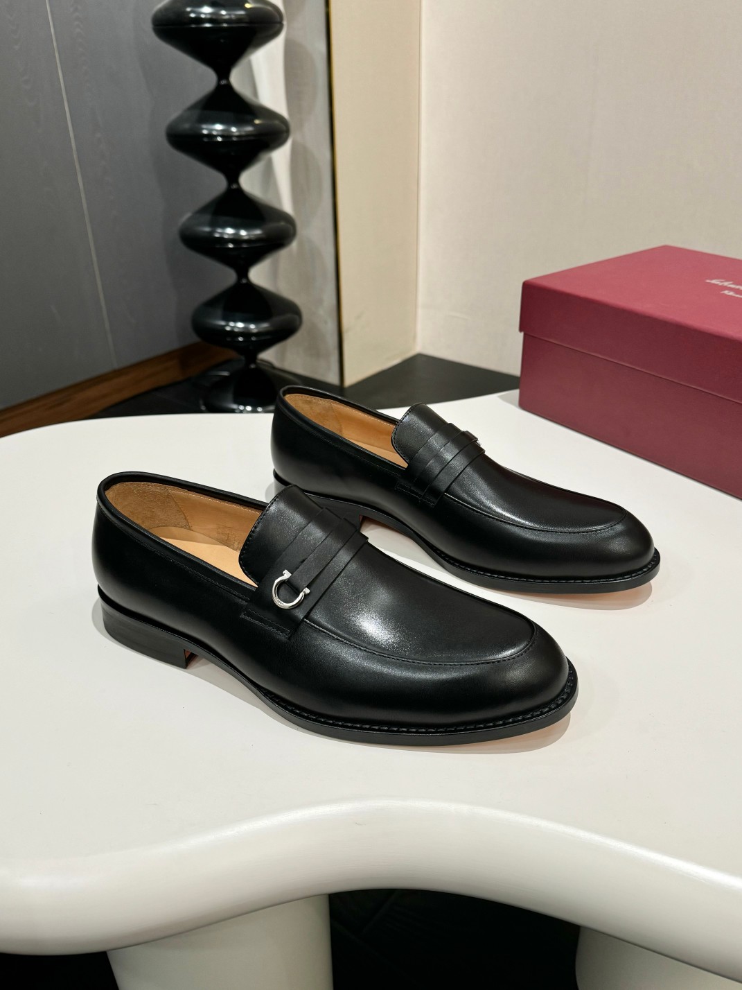 Ferragamo shoe Please contact the homepage for this multi-color detailed picture and real-life video — AAA Quality Replica
