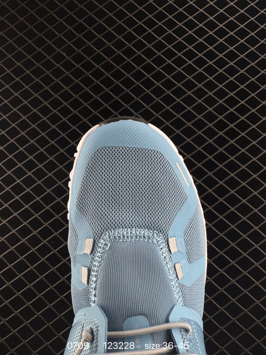 On Running Cloudzone Light Blue White EU 36-45 Running Shoe Running Sneakers - Unisex BS-85531