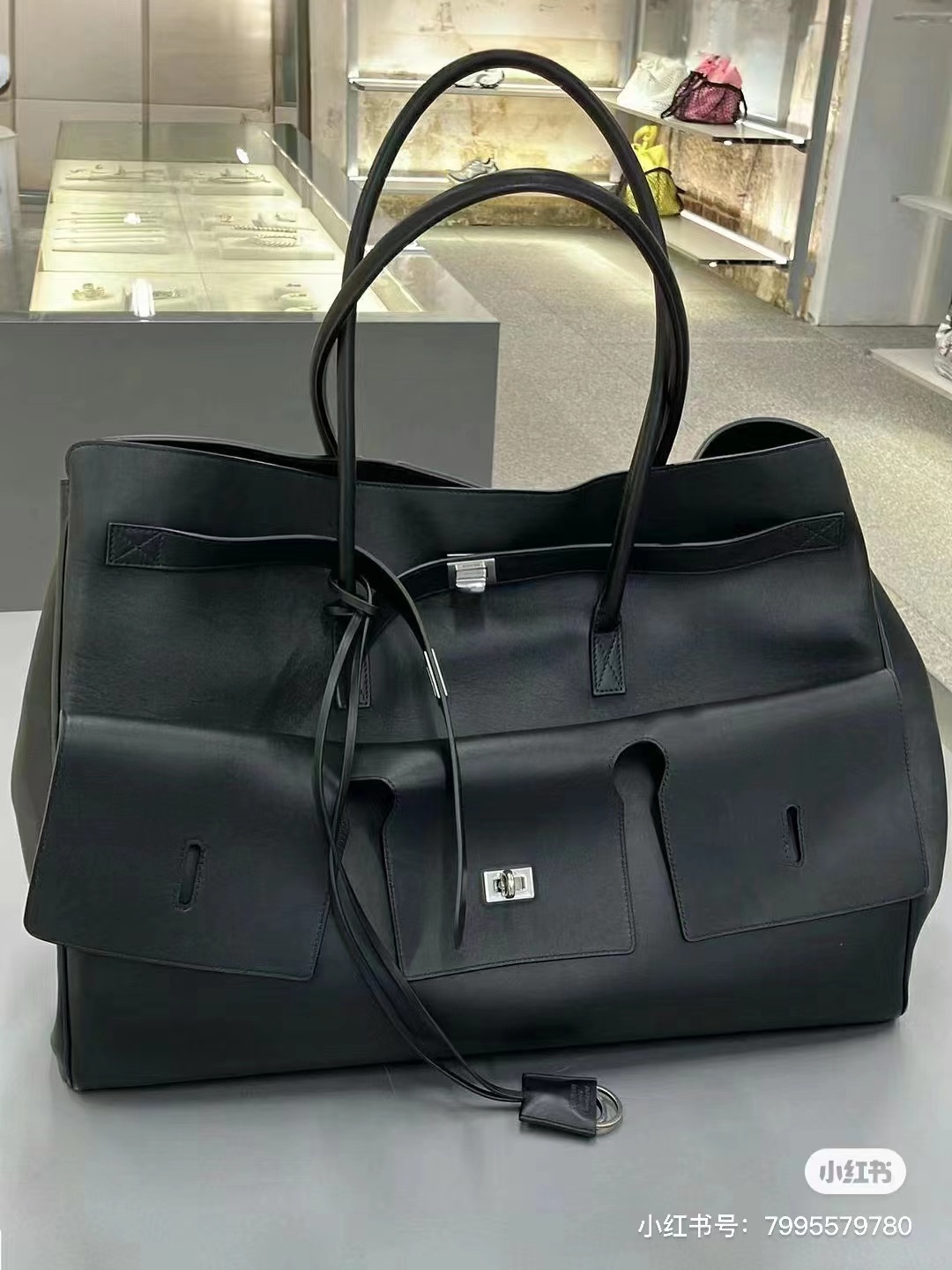 Balenciaga bag BALENCIAGA Bel Airxl Roder “Bel Air” — Premium Replica
