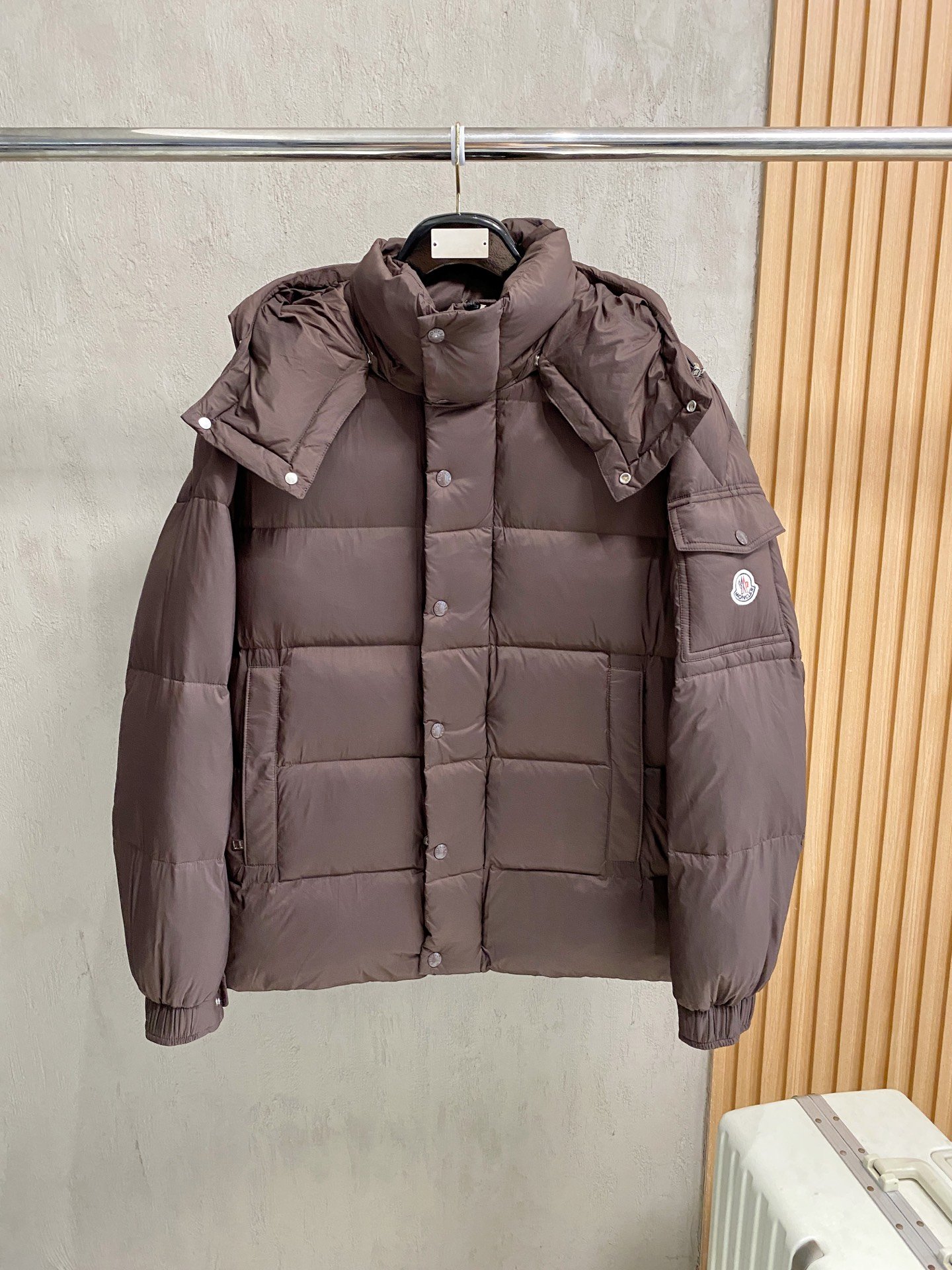 Moncler down jacket D -590 Moncler Men's