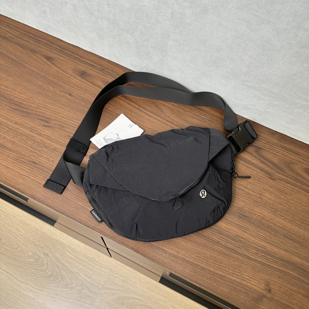 Lulu accessories 𝐋𝐮𝐥𝐮𝐥𝐞𝐦𝐨𝐧 ｜Lululemon 𝐂𝐮𝐫𝐯𝐞𝐝 𝐂𝐫 — Premium Replica