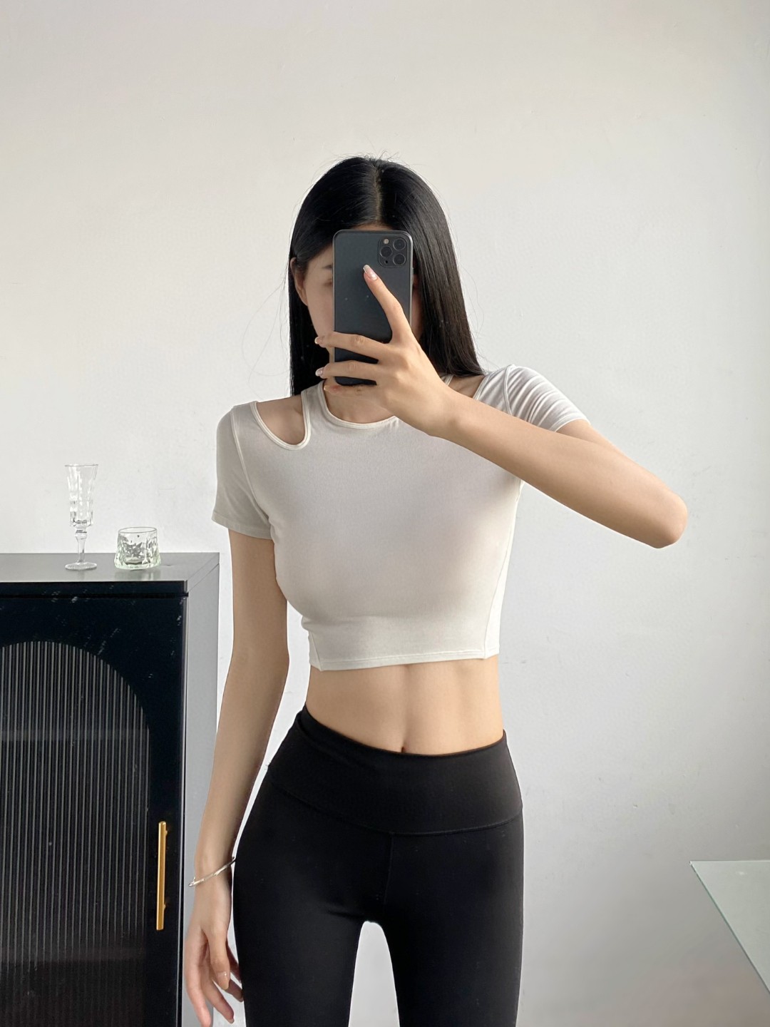 Lulu T-shirt lululemon Shoulder Cut-Out Women's — AAA Quality Replica