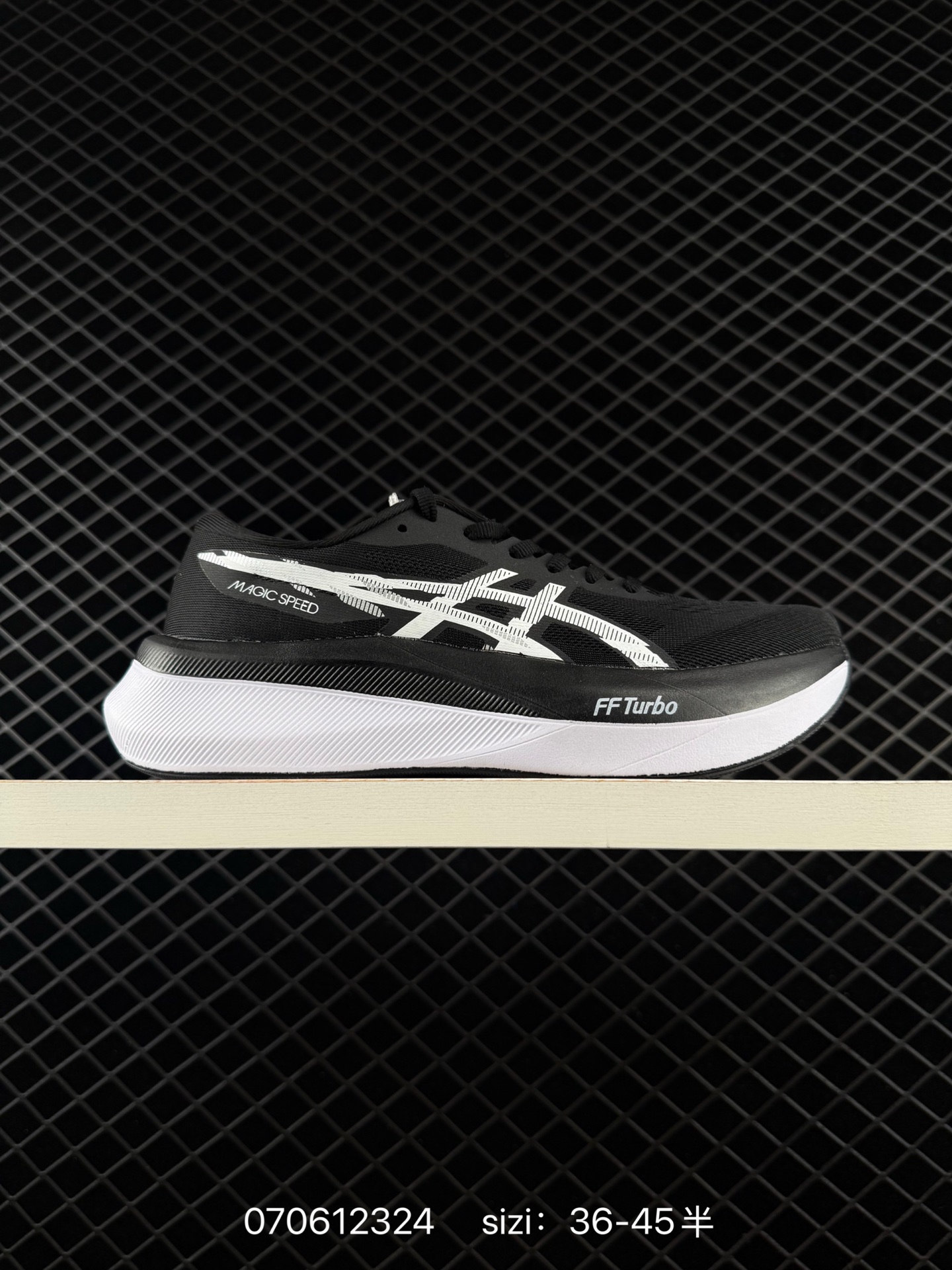 ASICS Magic Speed 4 FF Turbo Black White EU 36-45 Running Shoe Running Sneakers Unisex BS-81770