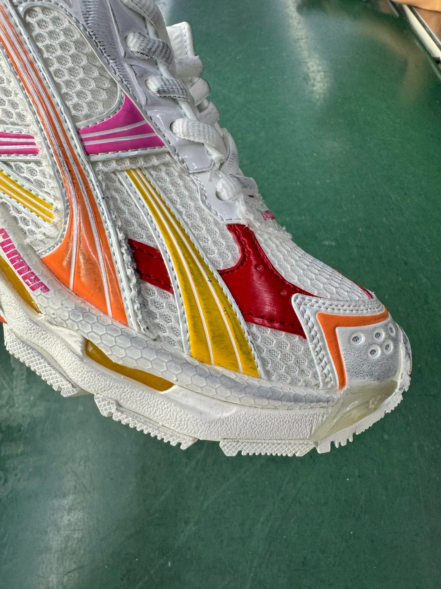 VG Balenciaga Runner 2.0 772774 W3 RMU 9756