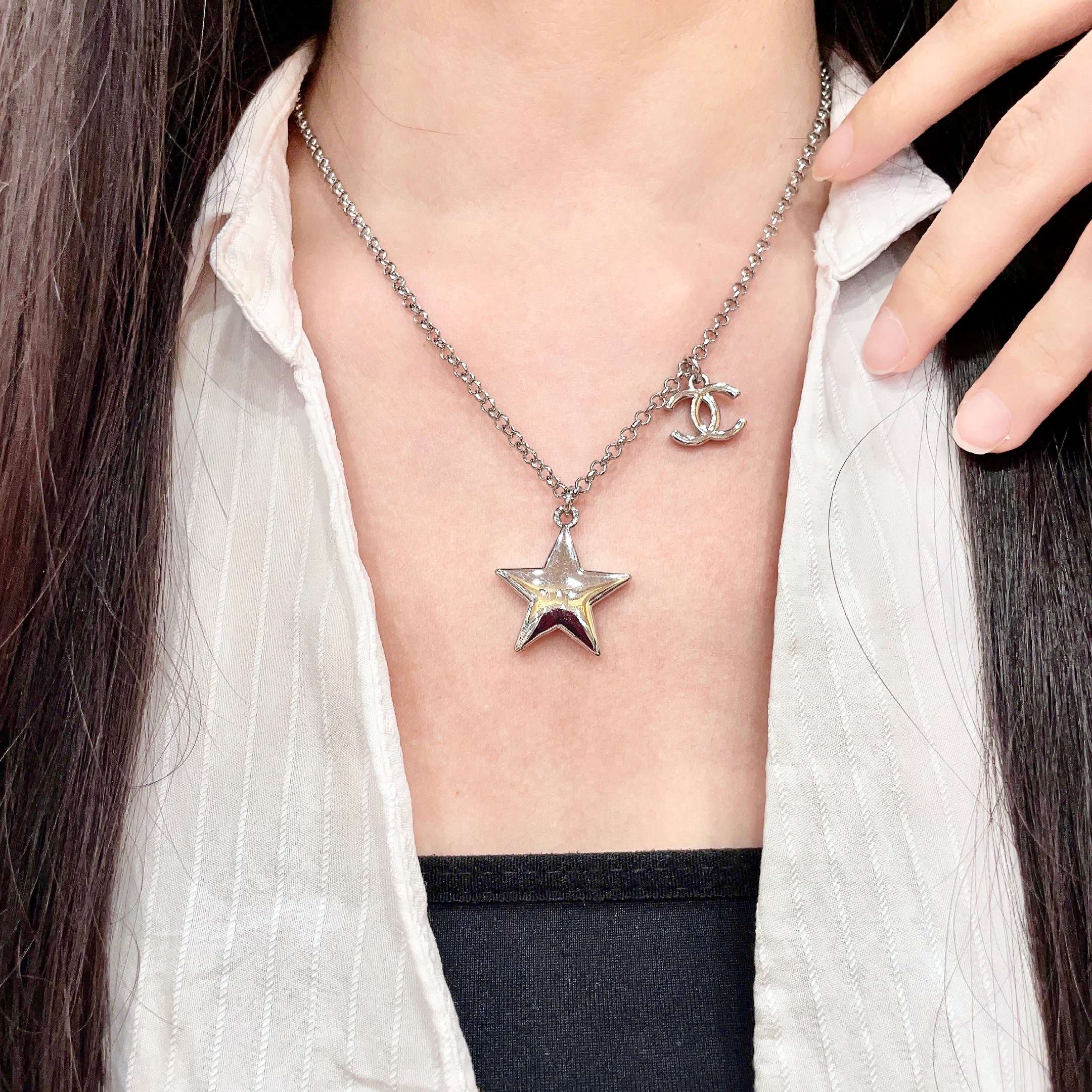Chanel CC Star Pendant Necklace necklace silver tone metal 42cm