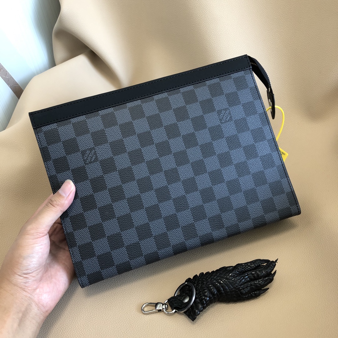 Louis Vuitton Pochette Voyage MM Damier Graphite (Black/Grey Checkerboard Canvas) 26x20x5cm