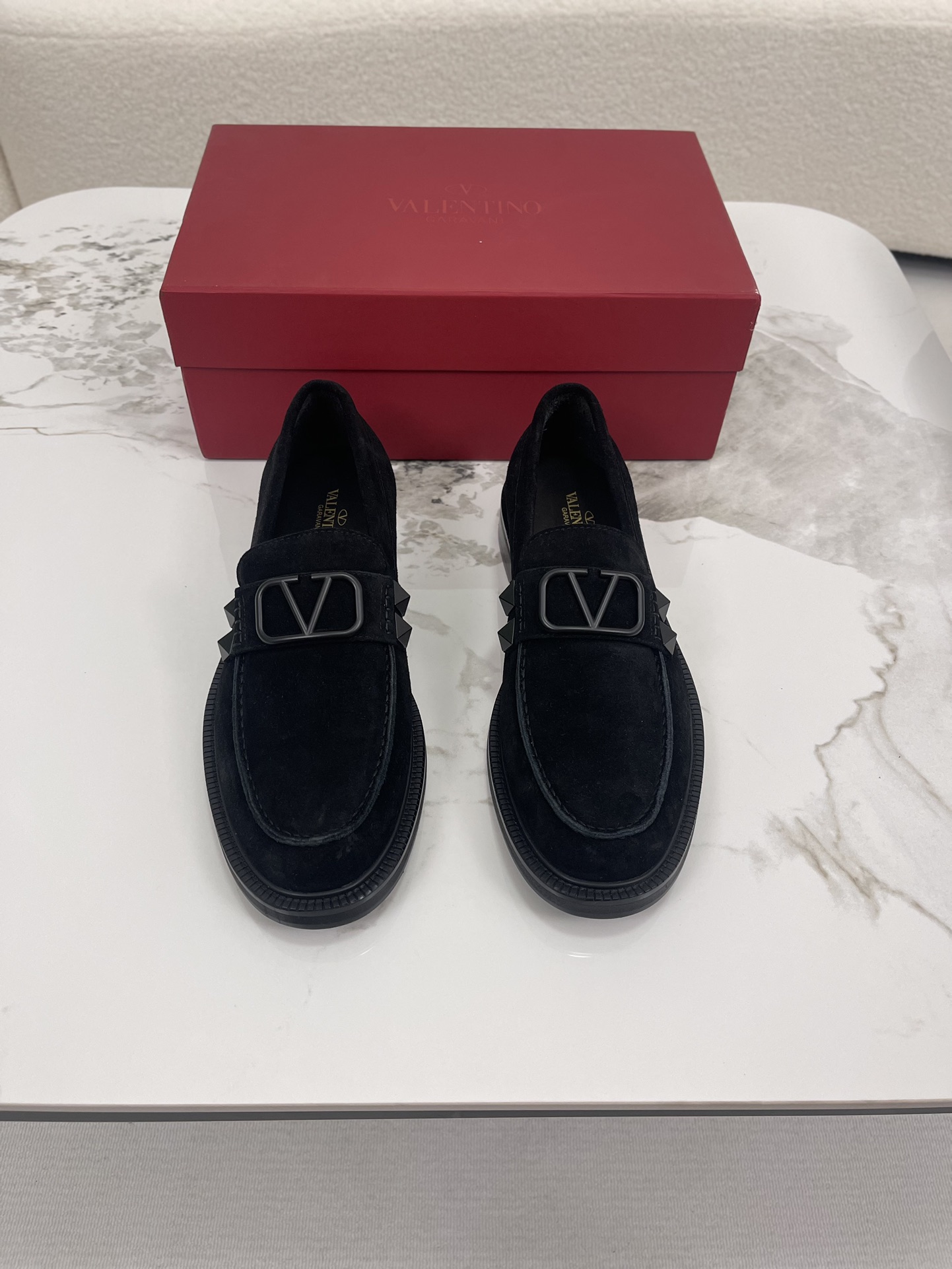 Sapato VALENTINO Novo, logotipo