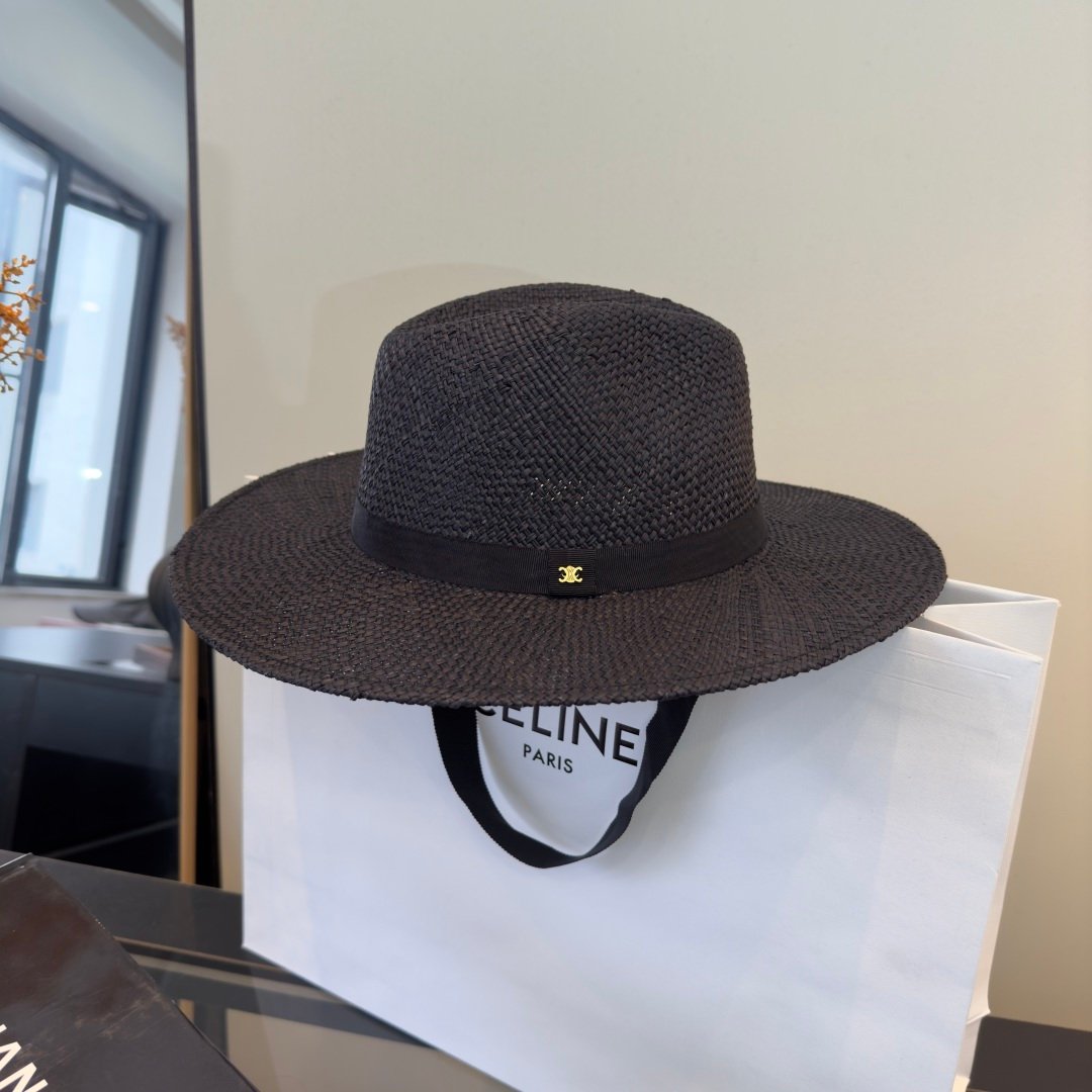 Celine hat ¥