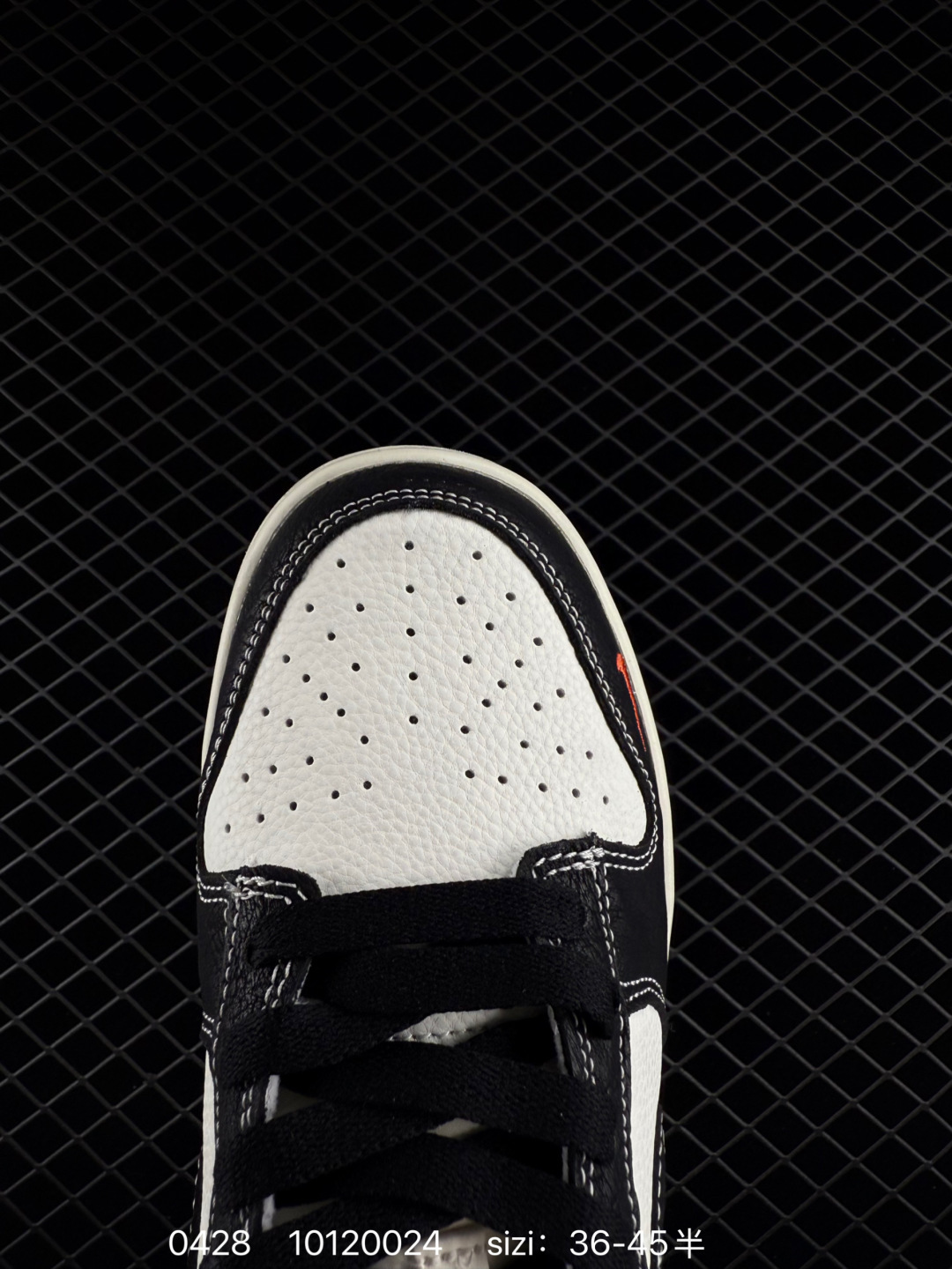 Nike Air Jordan 1 x Travis Scott AIR JORDAN „DIY