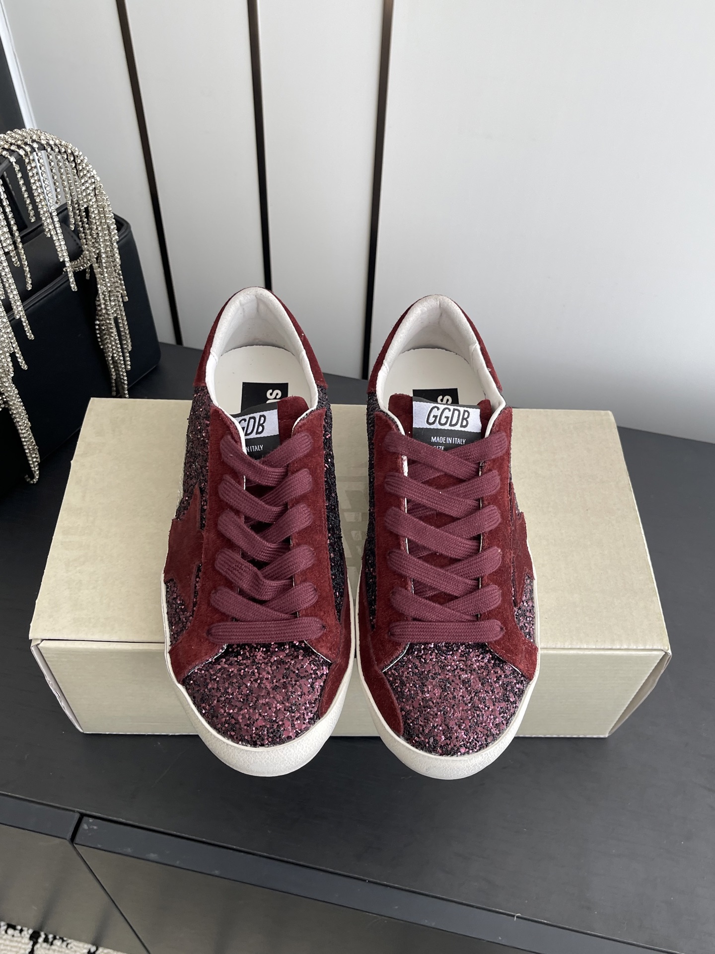Golden Goose Super Star Dream Makers Limited Edition Burgundy Glitter White Black Skate Shoe BS-87483