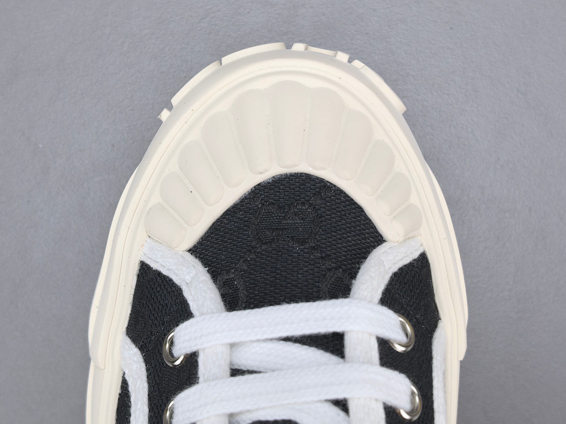 GUCCI SHOE P Channel Advantage Engros tilgængelig