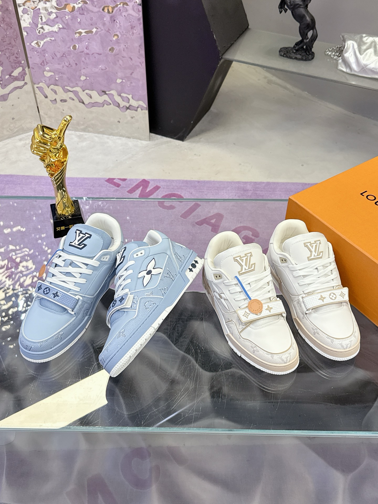Louis Vuitton shoe Official announcement: Latest colors shipped — 1:1 Replica For Sale