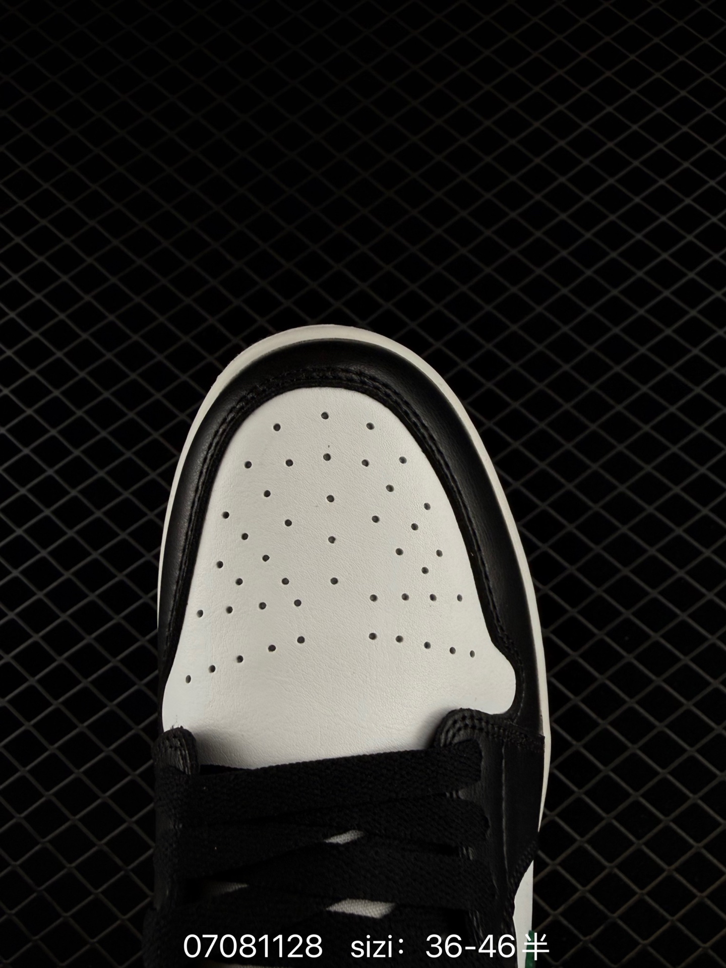 Jordan Air Jordan 1 Low 553558-128 35.5 — 1:1 Replica