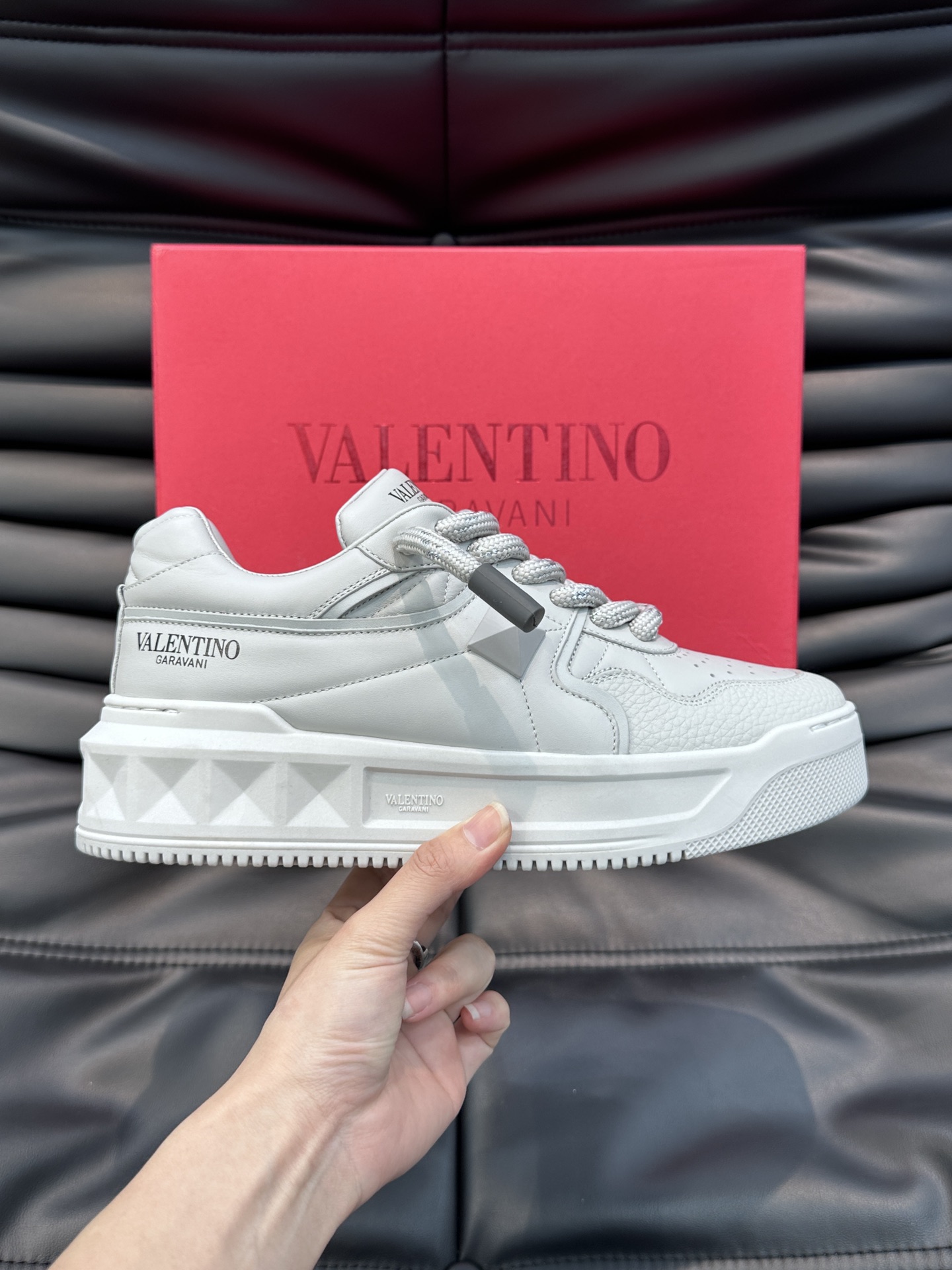VALENTINO shoe Please contact the homepage for this multi-color detailed picture and real-life video — 1:1 Replica For Sale