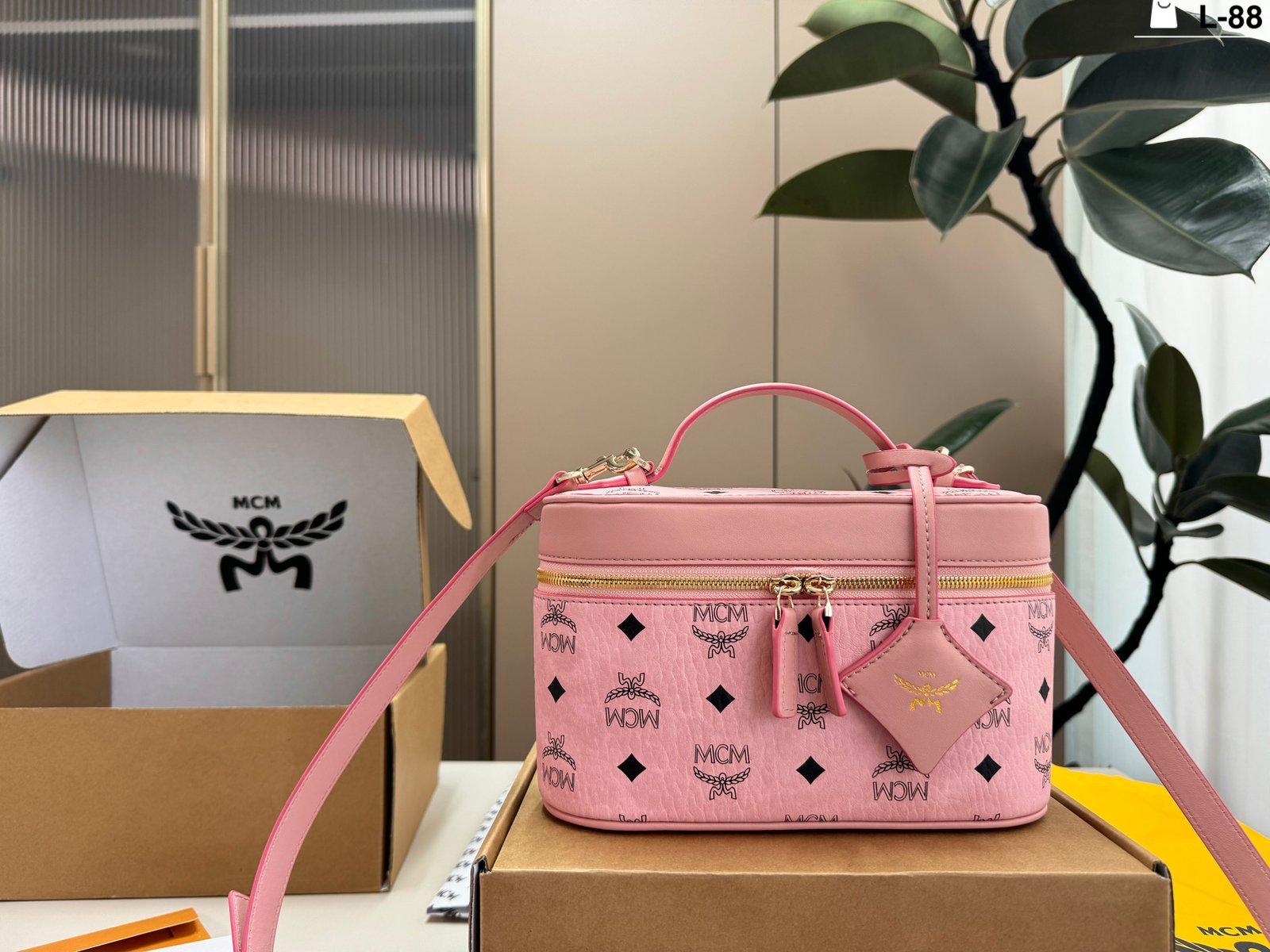 MCM bag Mcm cosmetic bag