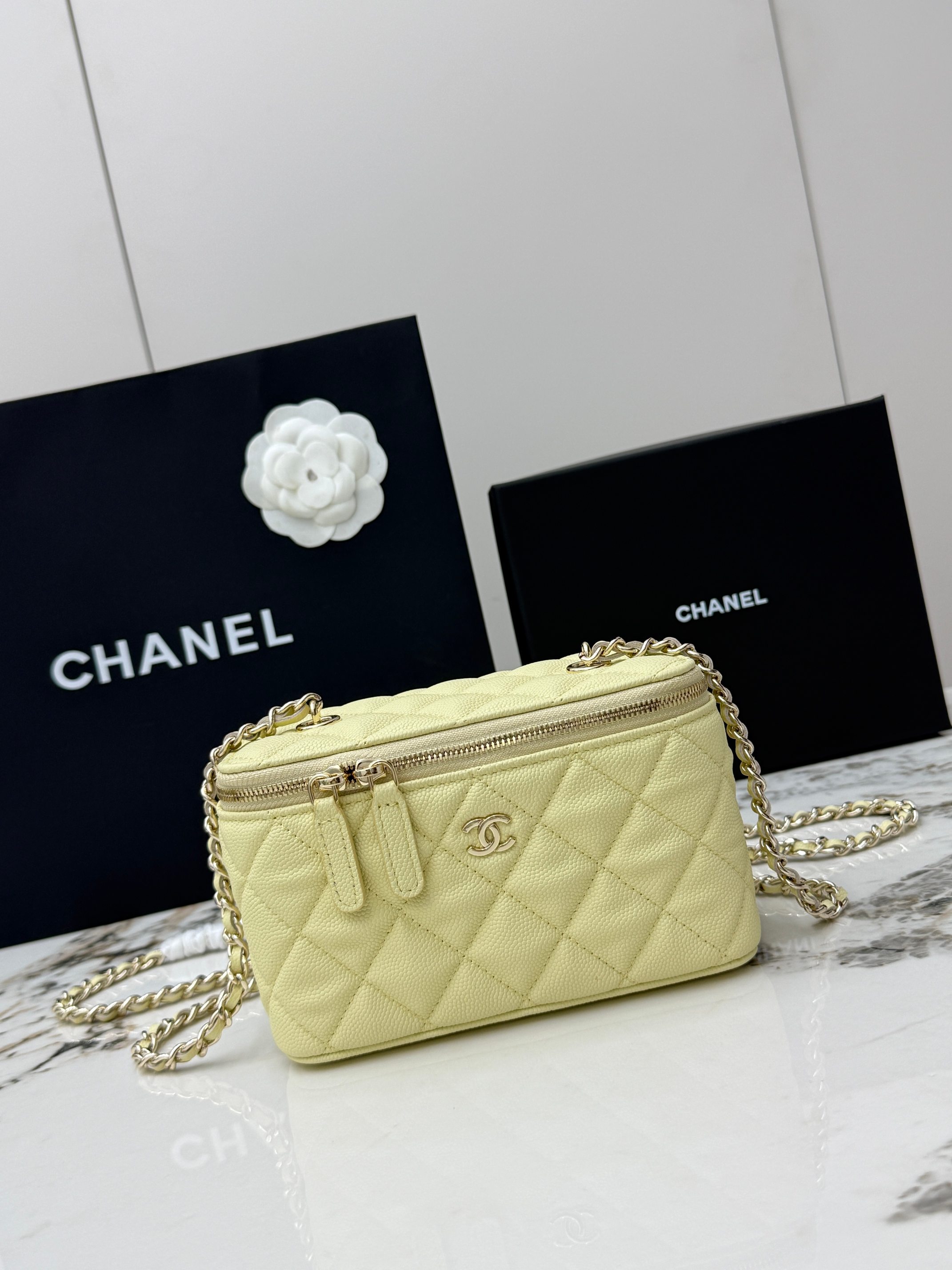 Chanel bag CHANEL Chanel24 K Ny mini 〰