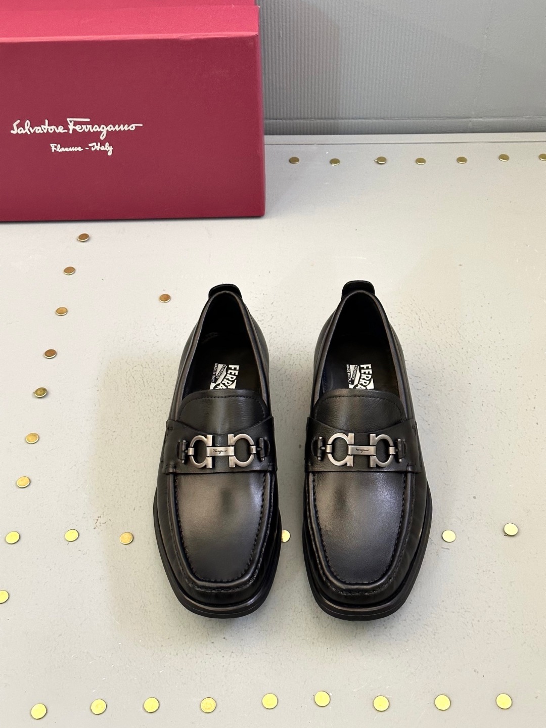Ferragamo shoe Ferrgam* GANCINI Fer gamo Gancini “Tubular” — 1:1 Replica