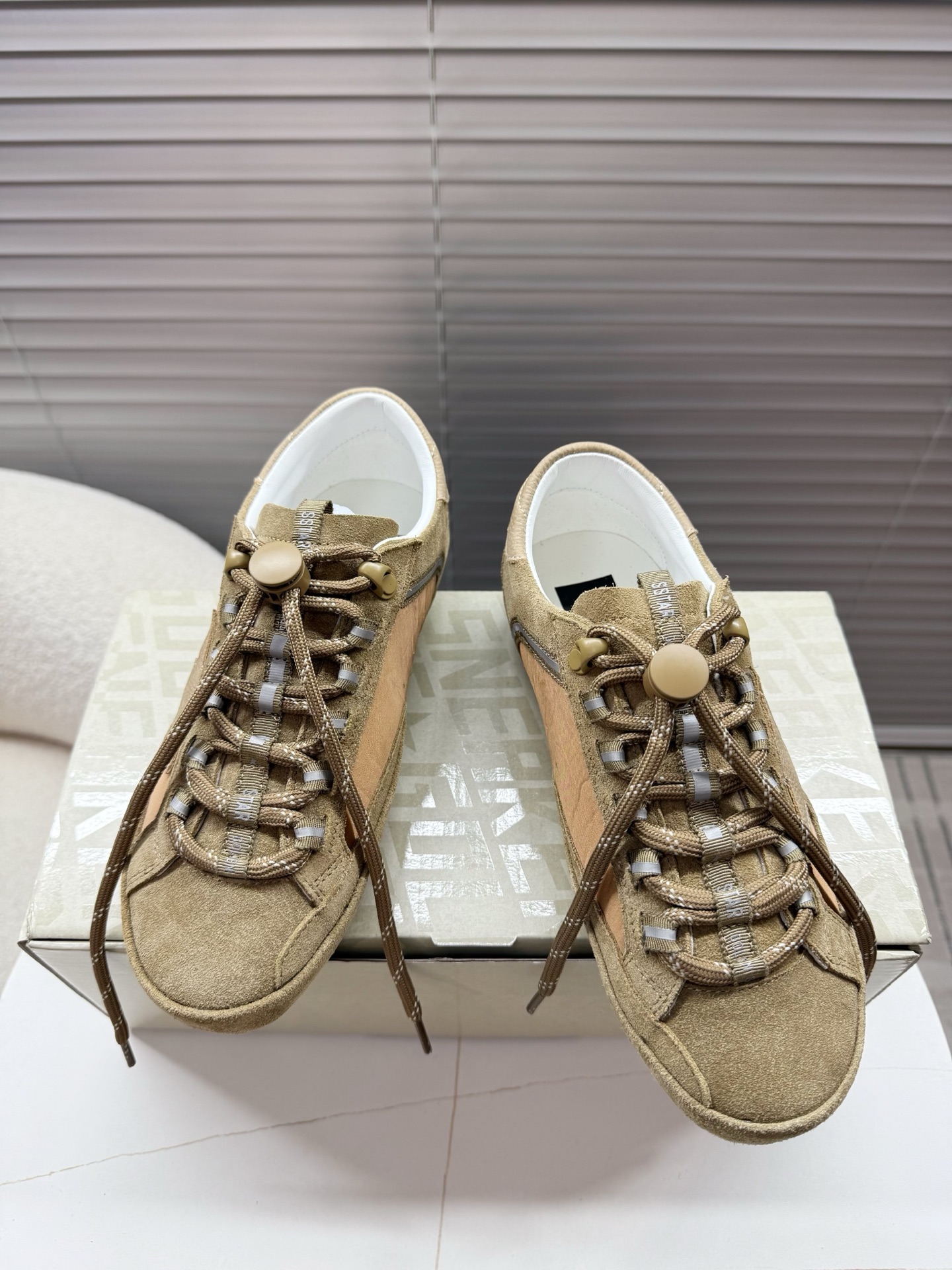 Golden Goose Super Star Khaki Tan White Grey Sneaker BS-87396