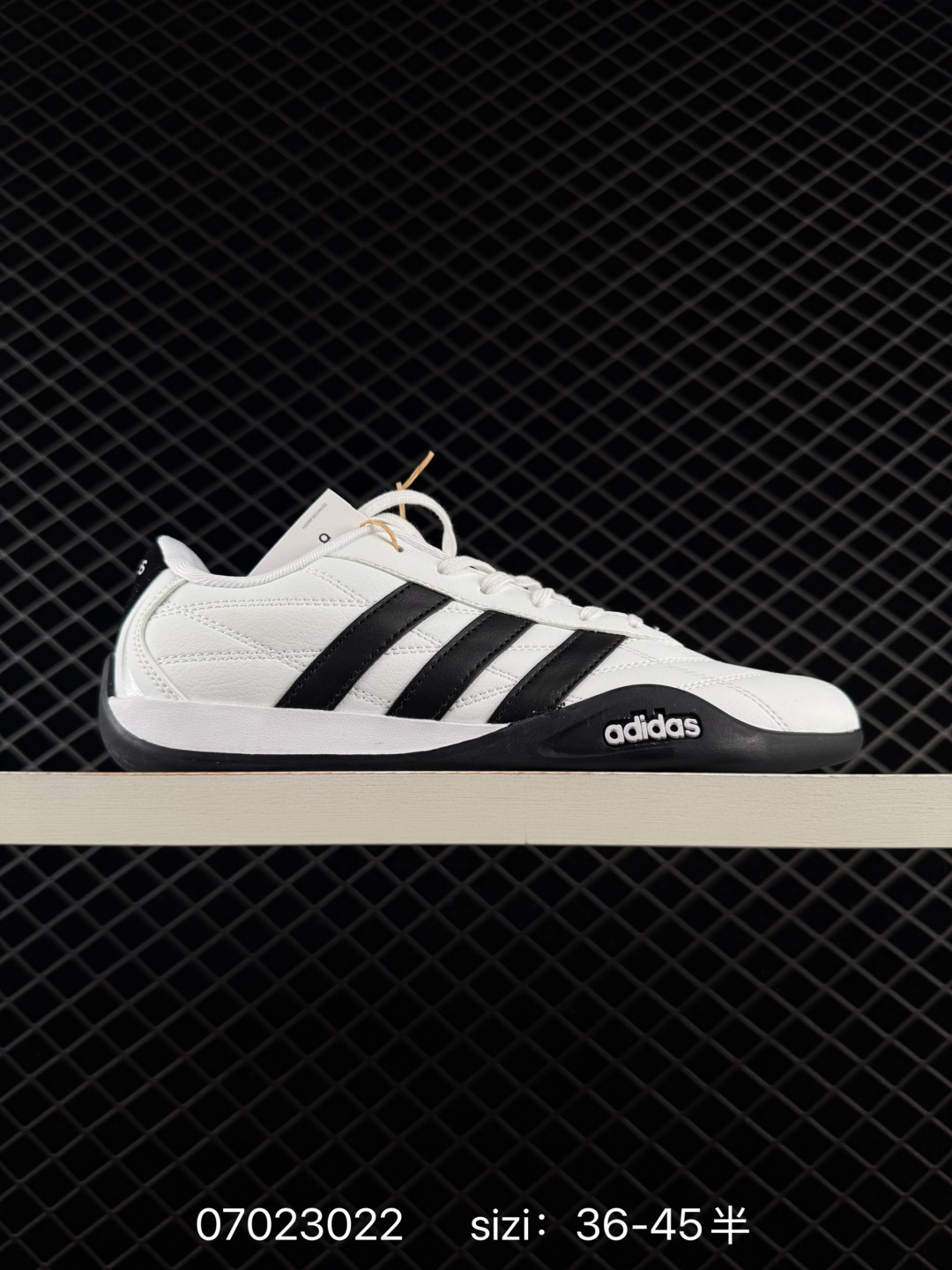 Other Adidas Originals Changle:KJ3959:36 4 — AAA Quality Replica