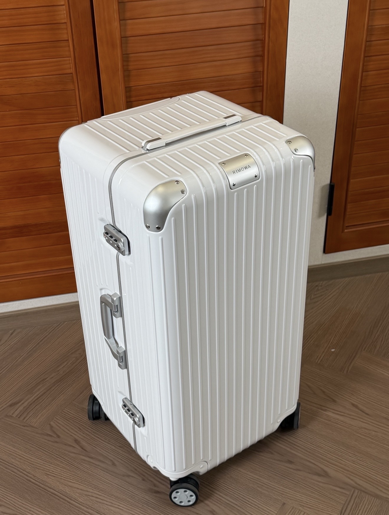 suitcase RIMOW | w Hybird Series — 1:1 Replica For Sale