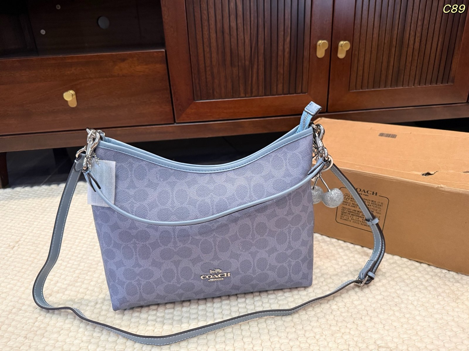 COACH bag Airplane box