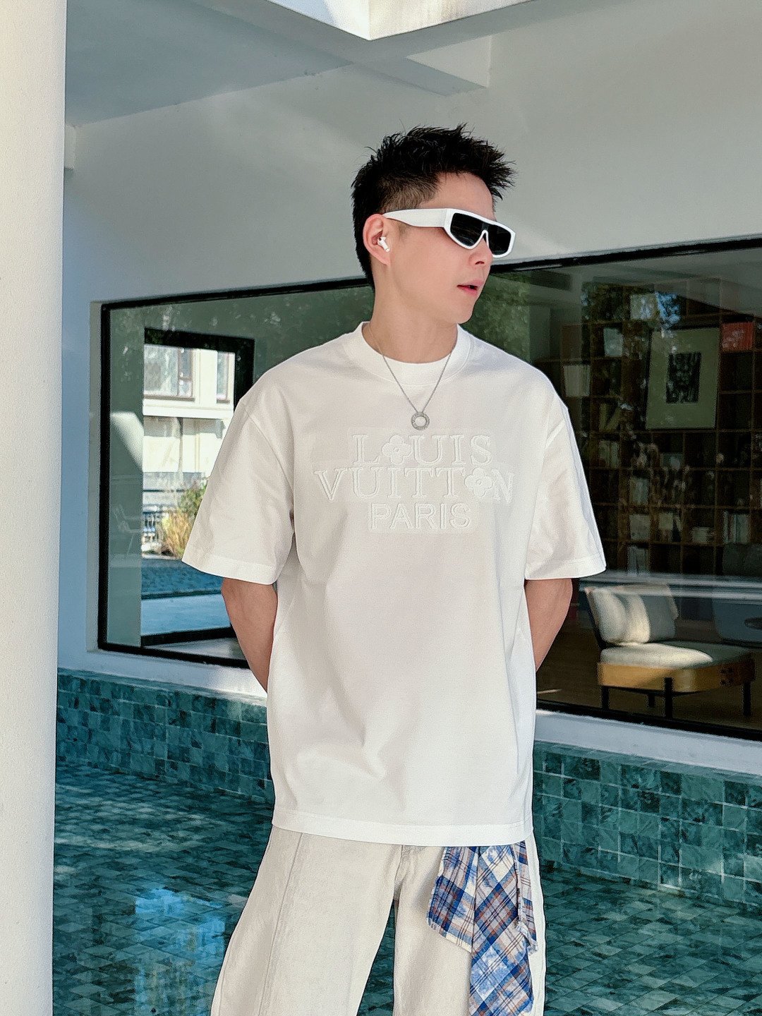 LV men LV 2026 New New T ！ logo . . . . . ！ ！