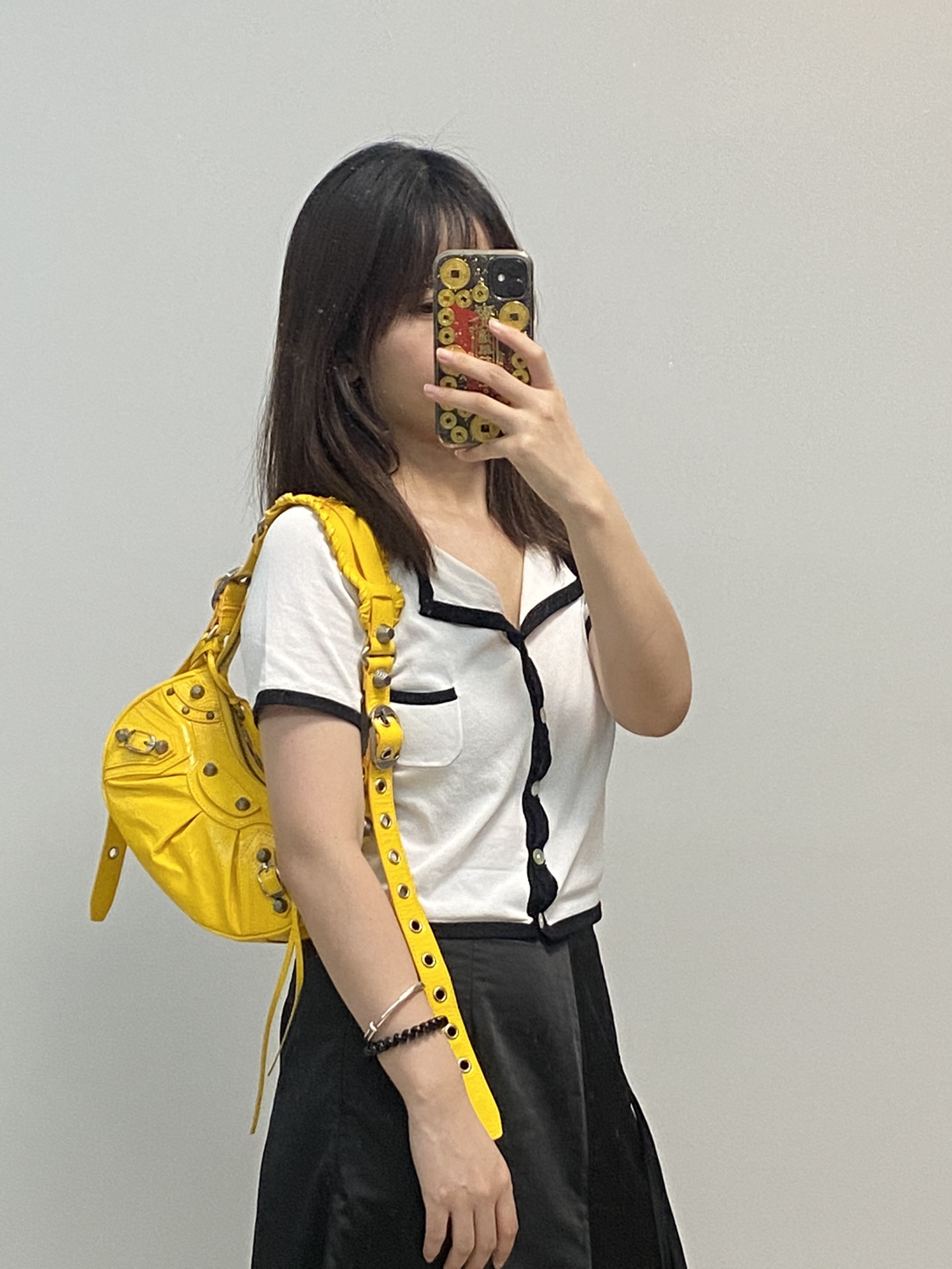 Balenciaga bag Actual upper body renderings of small size, pink — Premium Replica