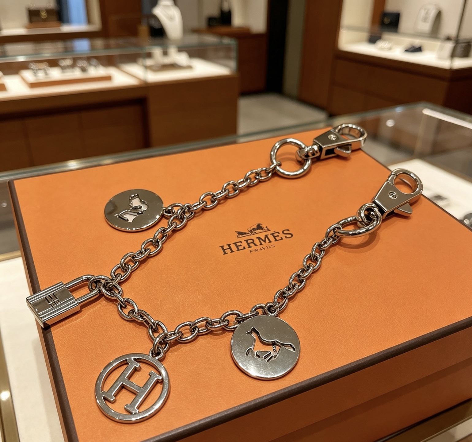Hermes Olga Charm Llavero pulsera plata paladio metal 20cm
