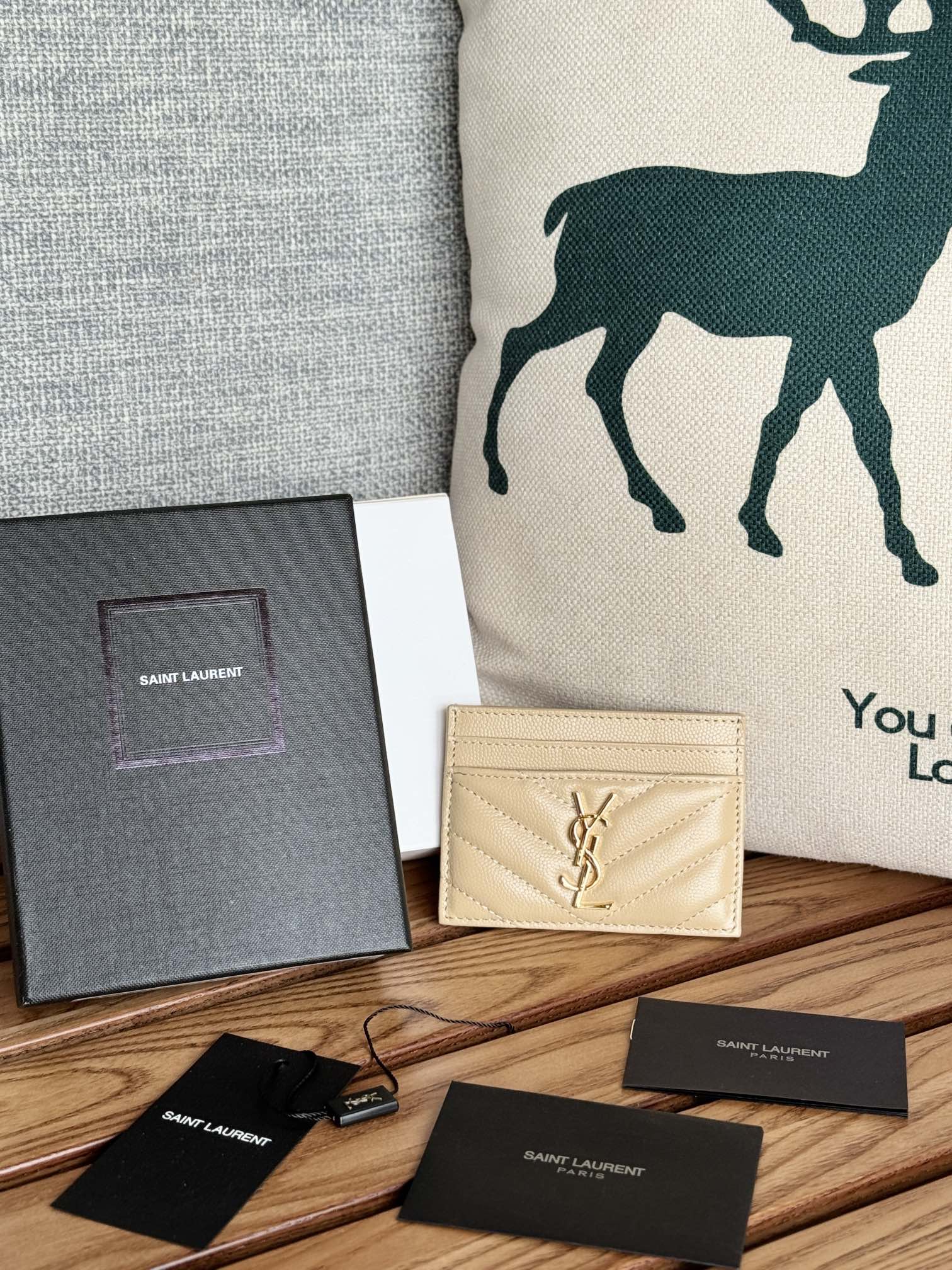YSL bag YSL classic card holder made of ball-grained cowhide — AAA Quality Replica