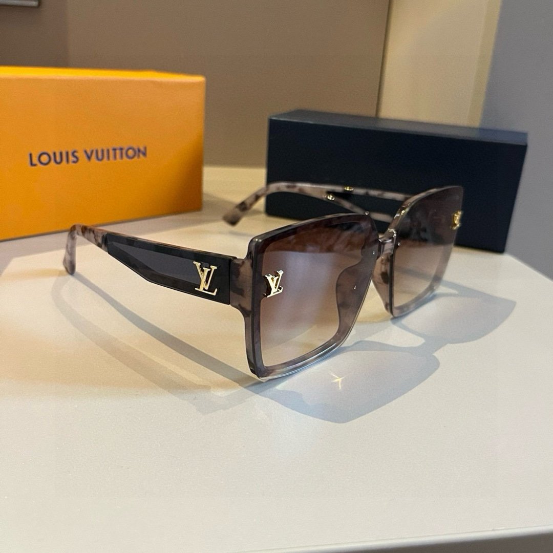 LV glasses ¥