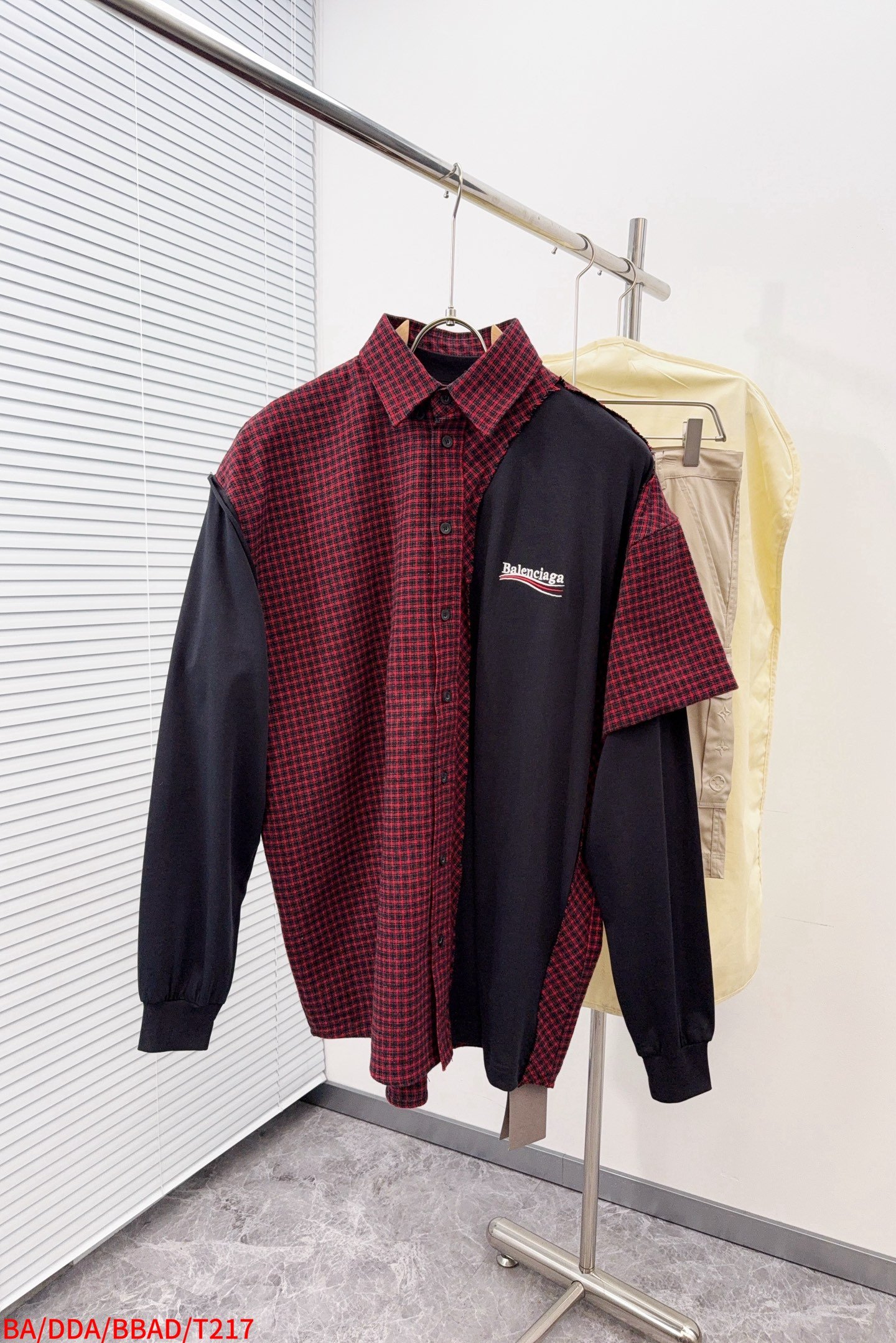 BALENCIAGA men T217 BALENCIAGA
