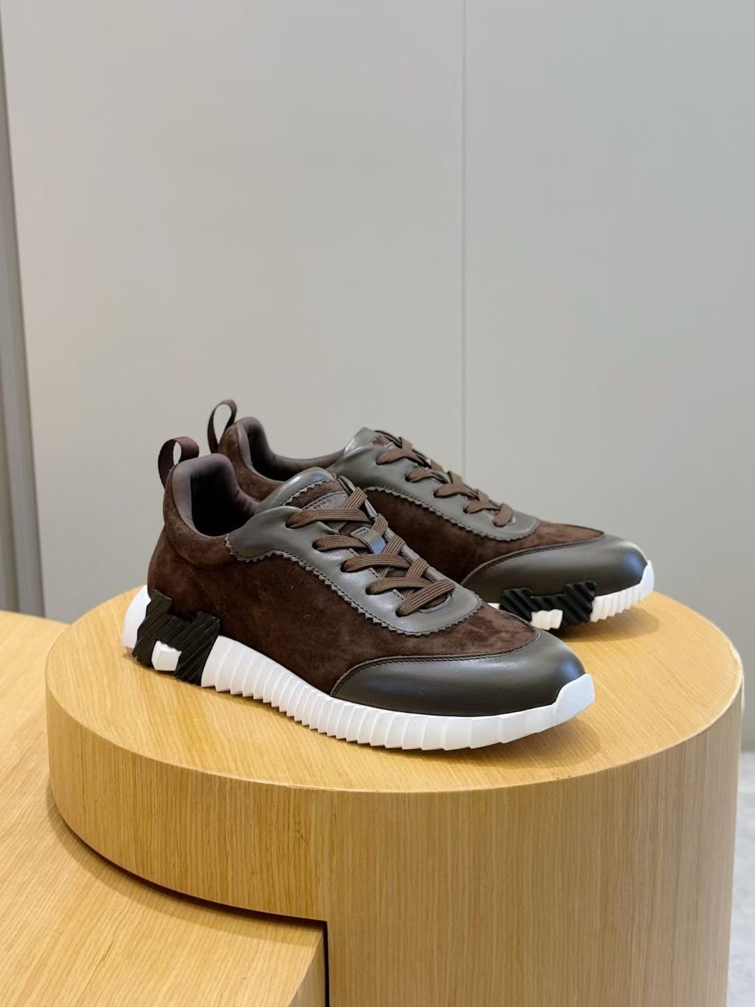 Hermes shoe Hermes bouning